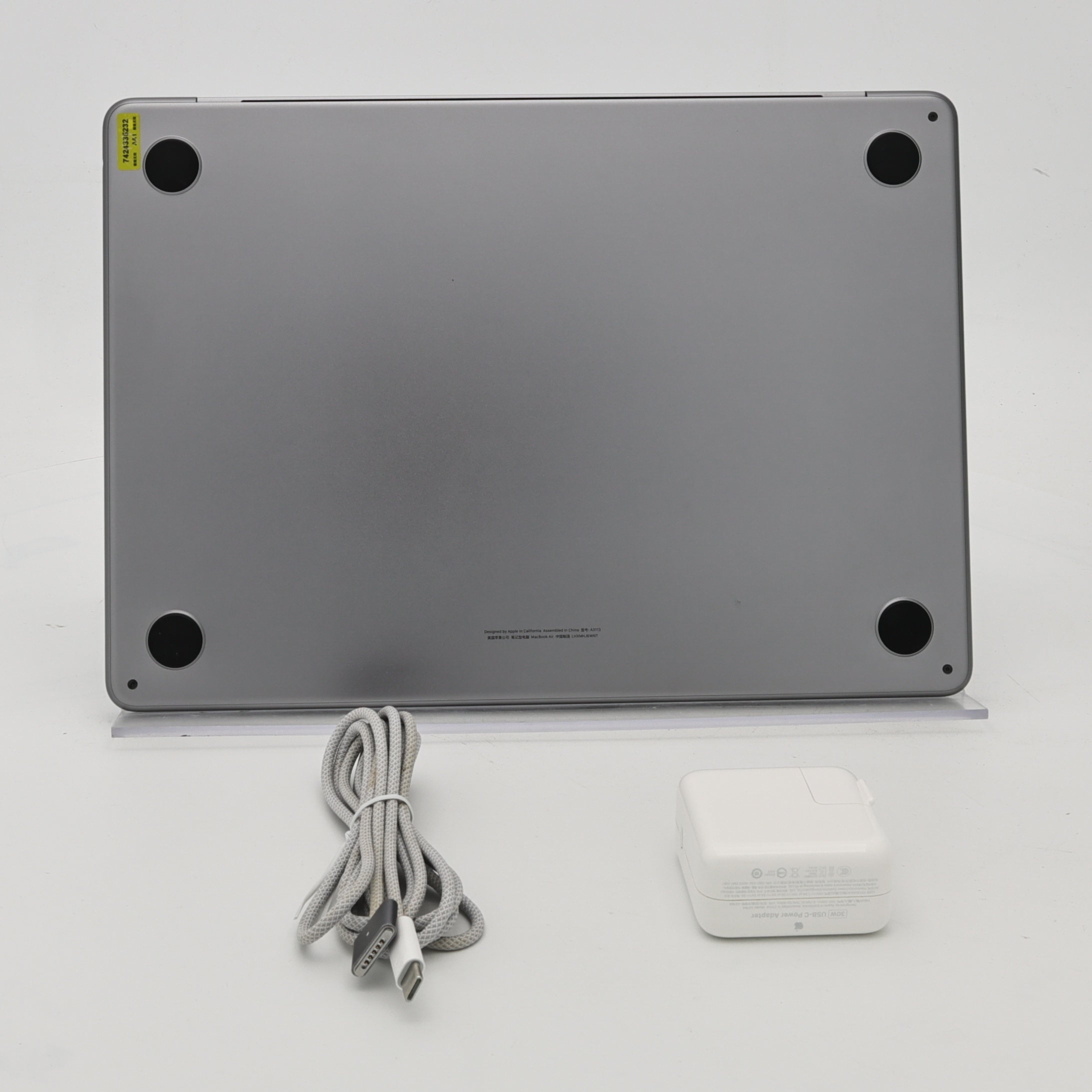 95新 Apple MacBook Air 24年 13寸 M3（8+8核） 8G RAM 256G SSD 深空灰色