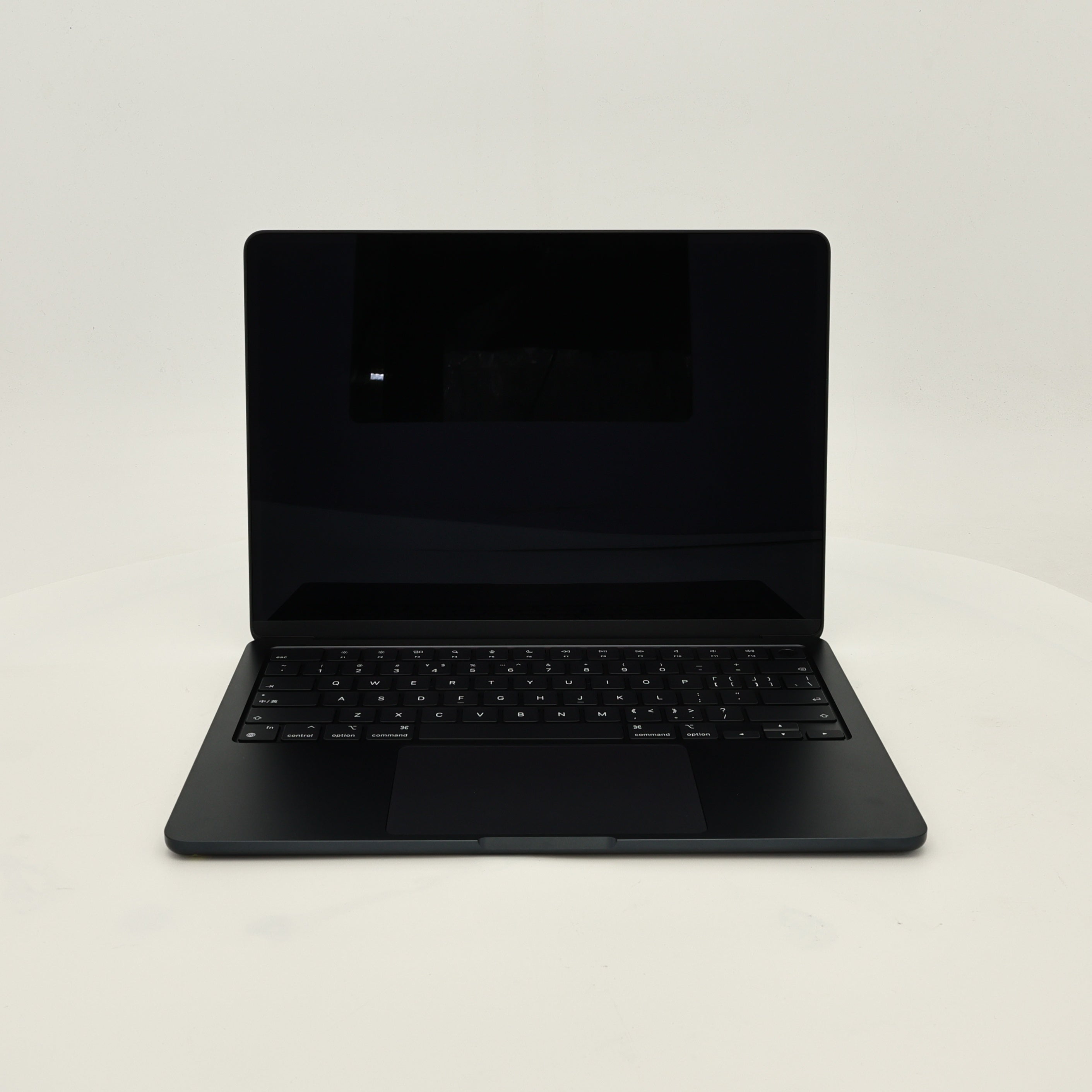 99新 Apple MacBook Air 22年 13寸 M2（8+8核） 8G RAM 256G SSD 午夜色