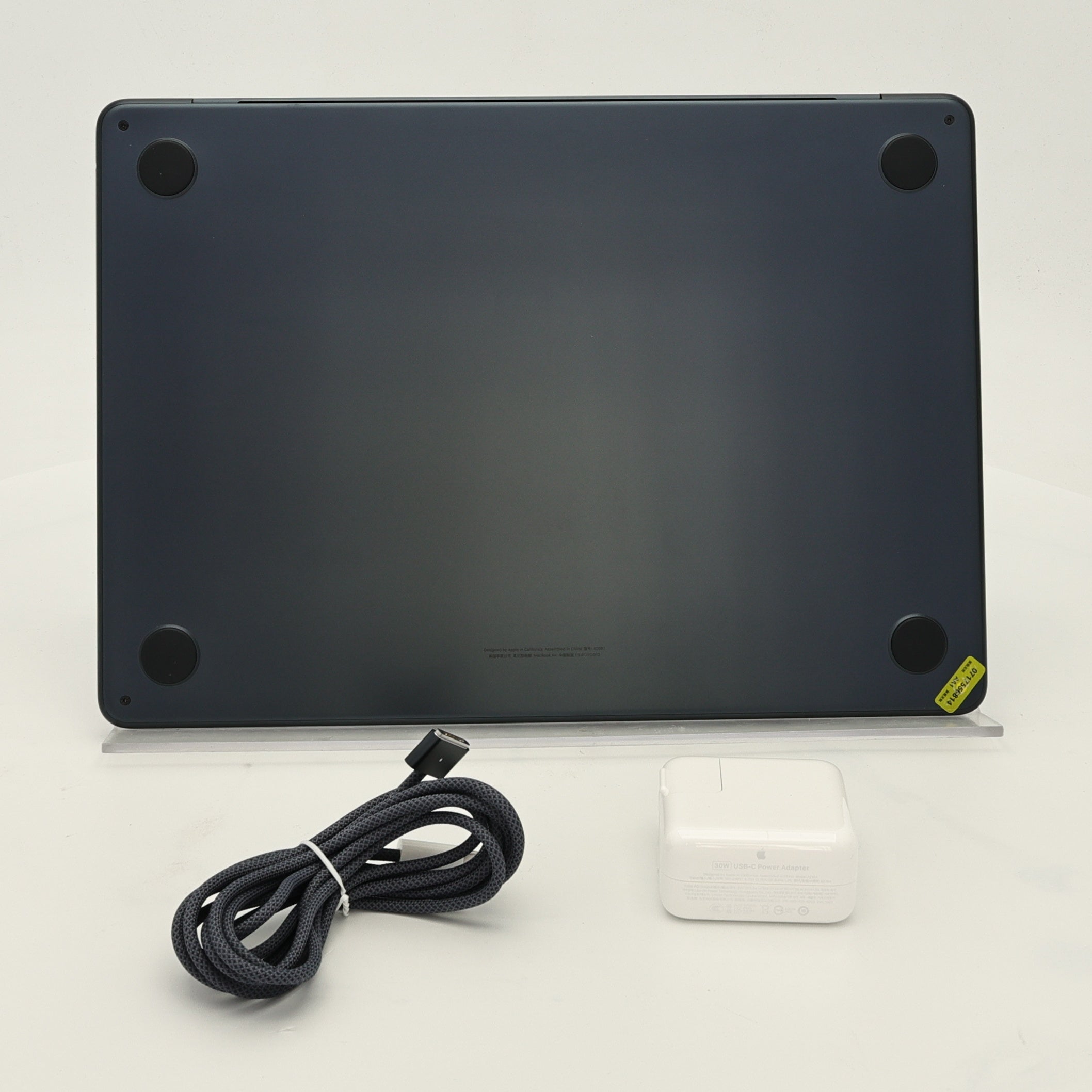 99新 Apple MacBook Air 22年 13寸 M2（8+8核） 8G RAM 256G SSD 午夜色