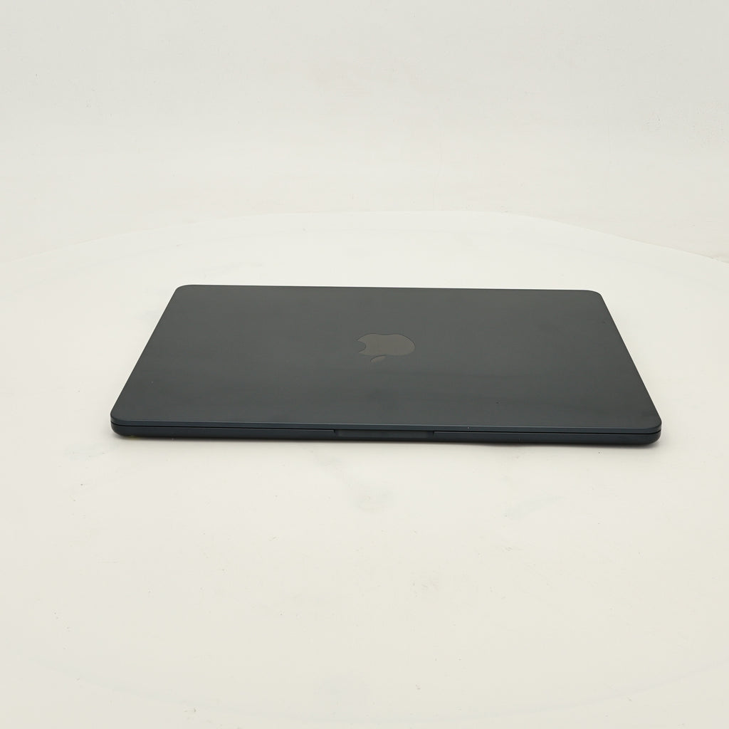 99新 Apple MacBook Air 22年 13寸 M2（8+8核） 8G RAM 256G SSD 午夜色