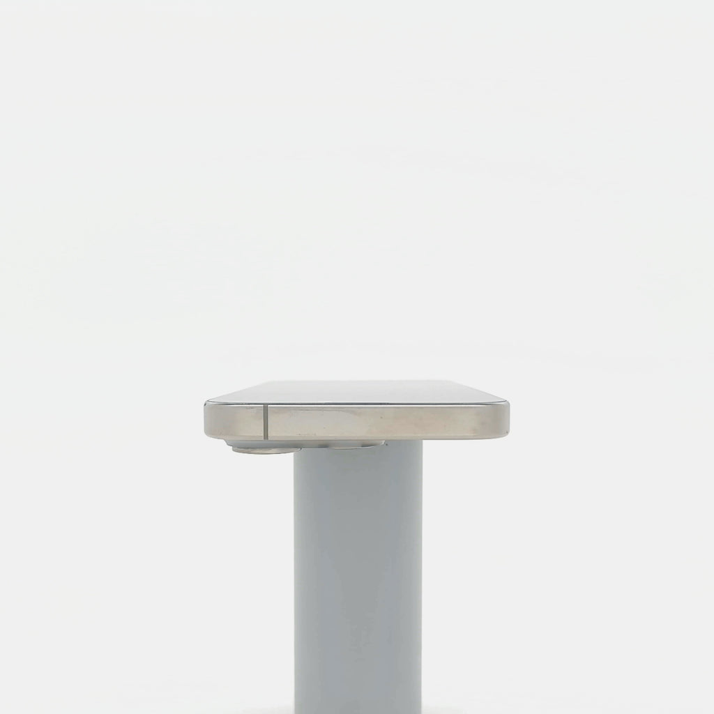 95新 Apple iPhone 15 Pro 128G 原色鈦金屬 中國大陸版