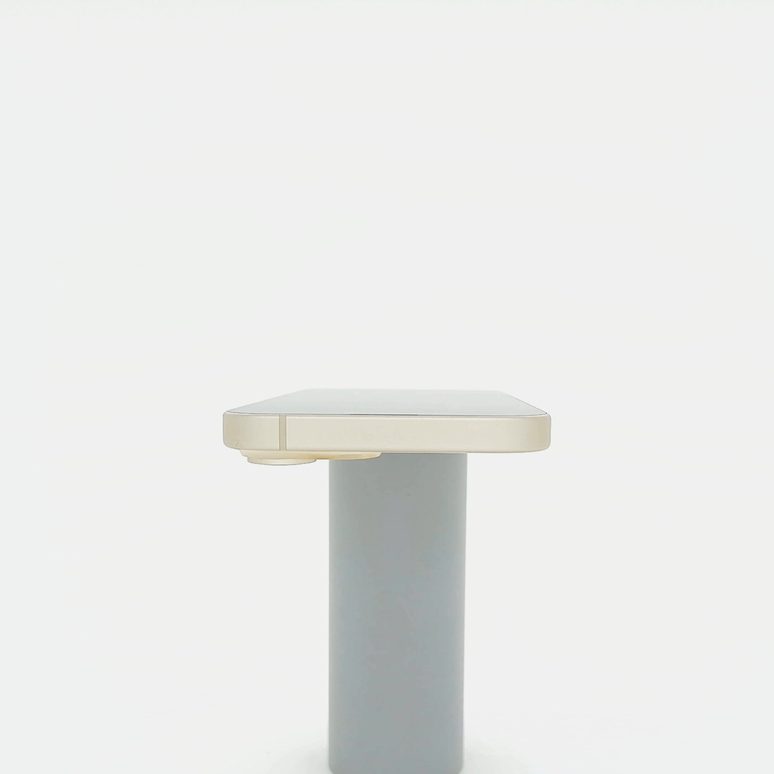 95新 Apple iPhone 15 128G 黃色 中國大陸版