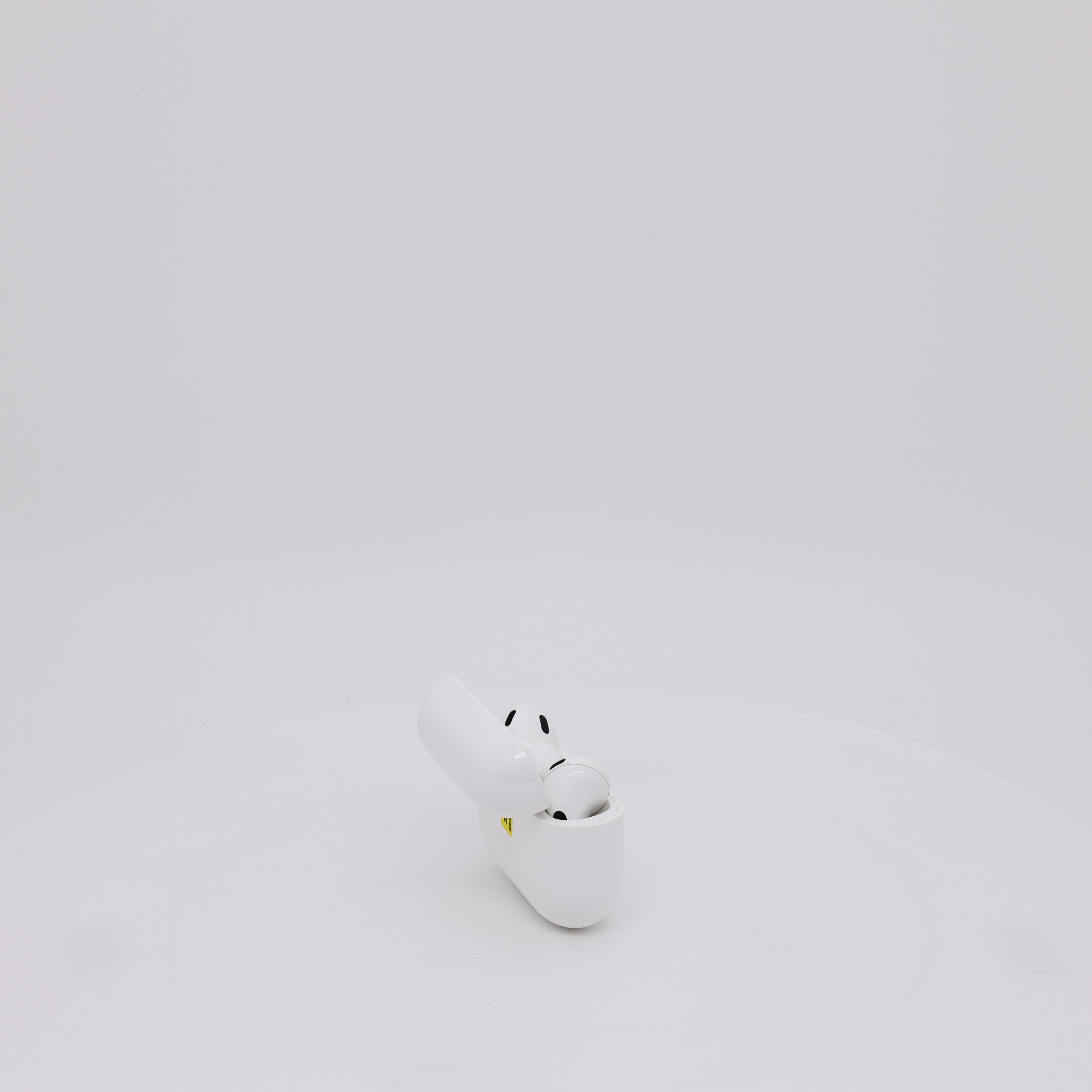 99新 Apple AirPods Pro 2 白色