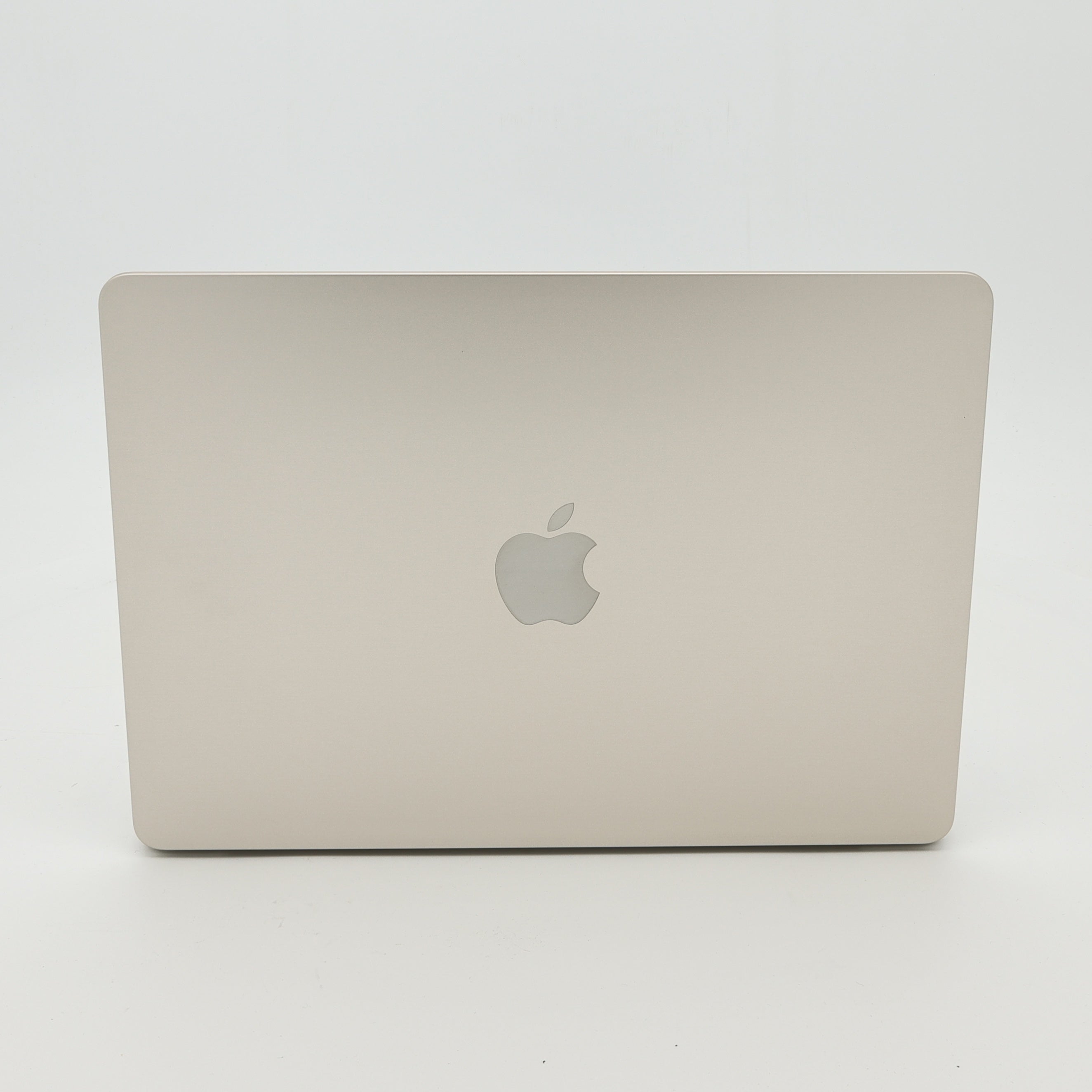 99新 Apple MacBook Air 22年 13寸 M2（8+8核） 16G RAM 256G SSD 星光色