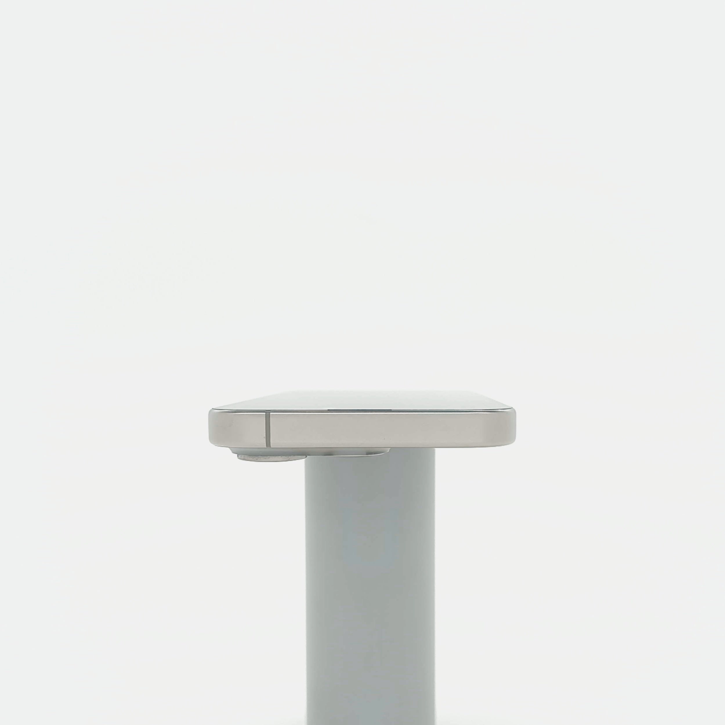 95新 Apple iPhone 15 Pro 128G 原色鈦金屬 中國大陸版