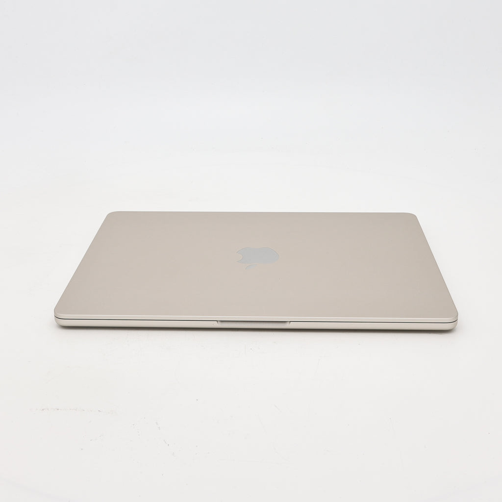 99新 Apple MacBook Air 22年 13寸 M2（8+8核） 8G RAM 256G SSD 星光色