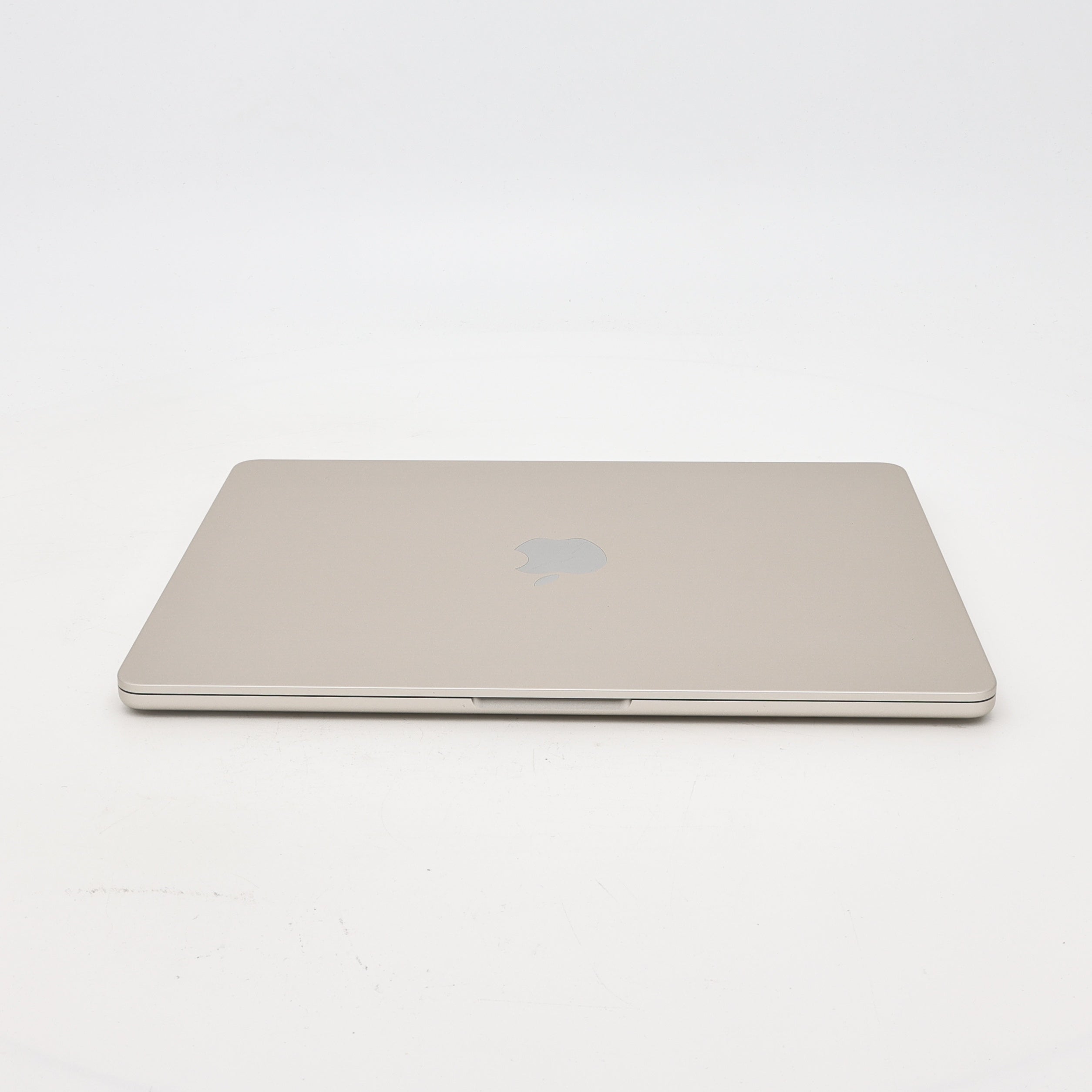 99新 Apple MacBook Air 22年 13寸 M2（8+8核） 8G RAM 256G SSD 星光色