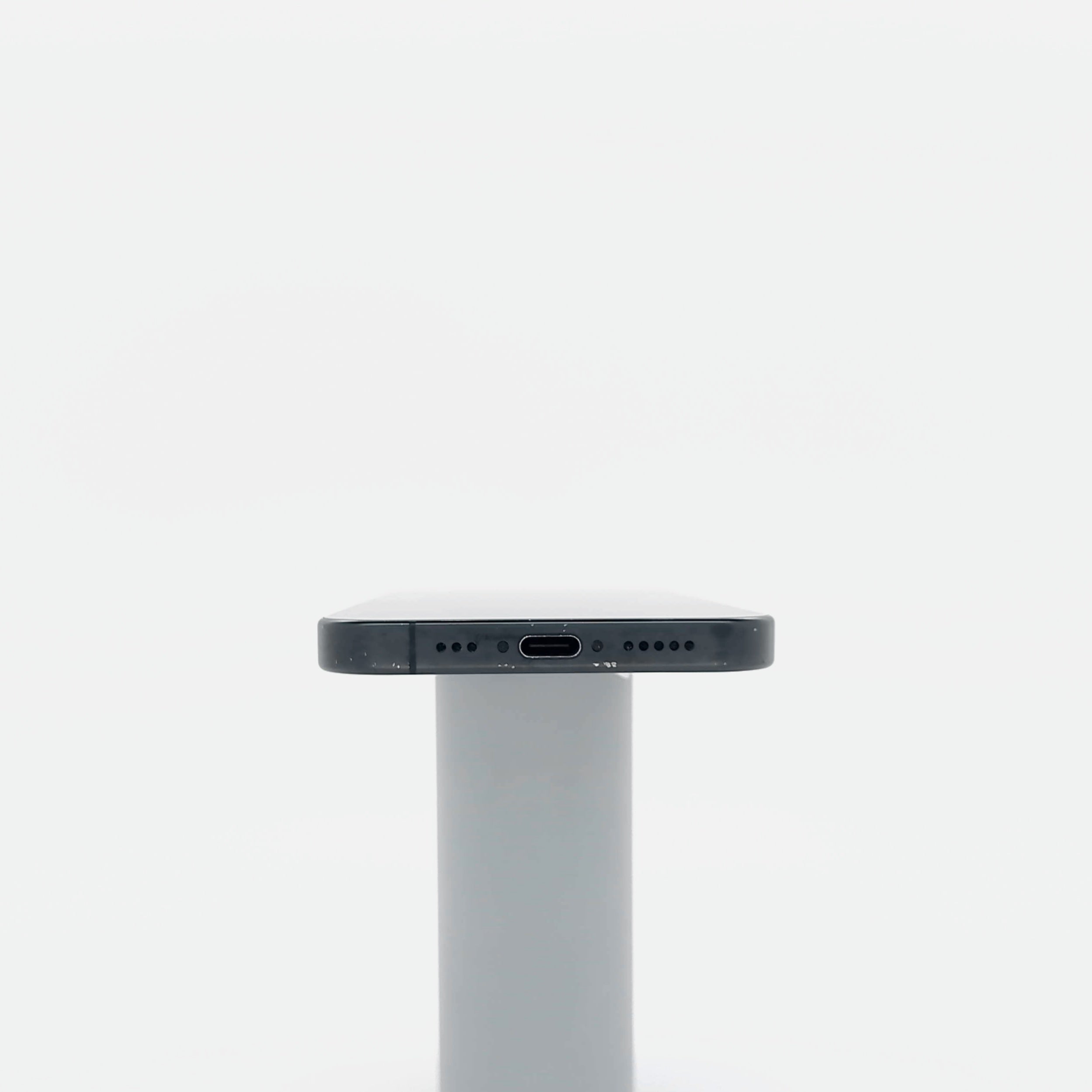 95新 Apple iPhone 16 Pro 128G 黑色鈦金屬 中國大陸版