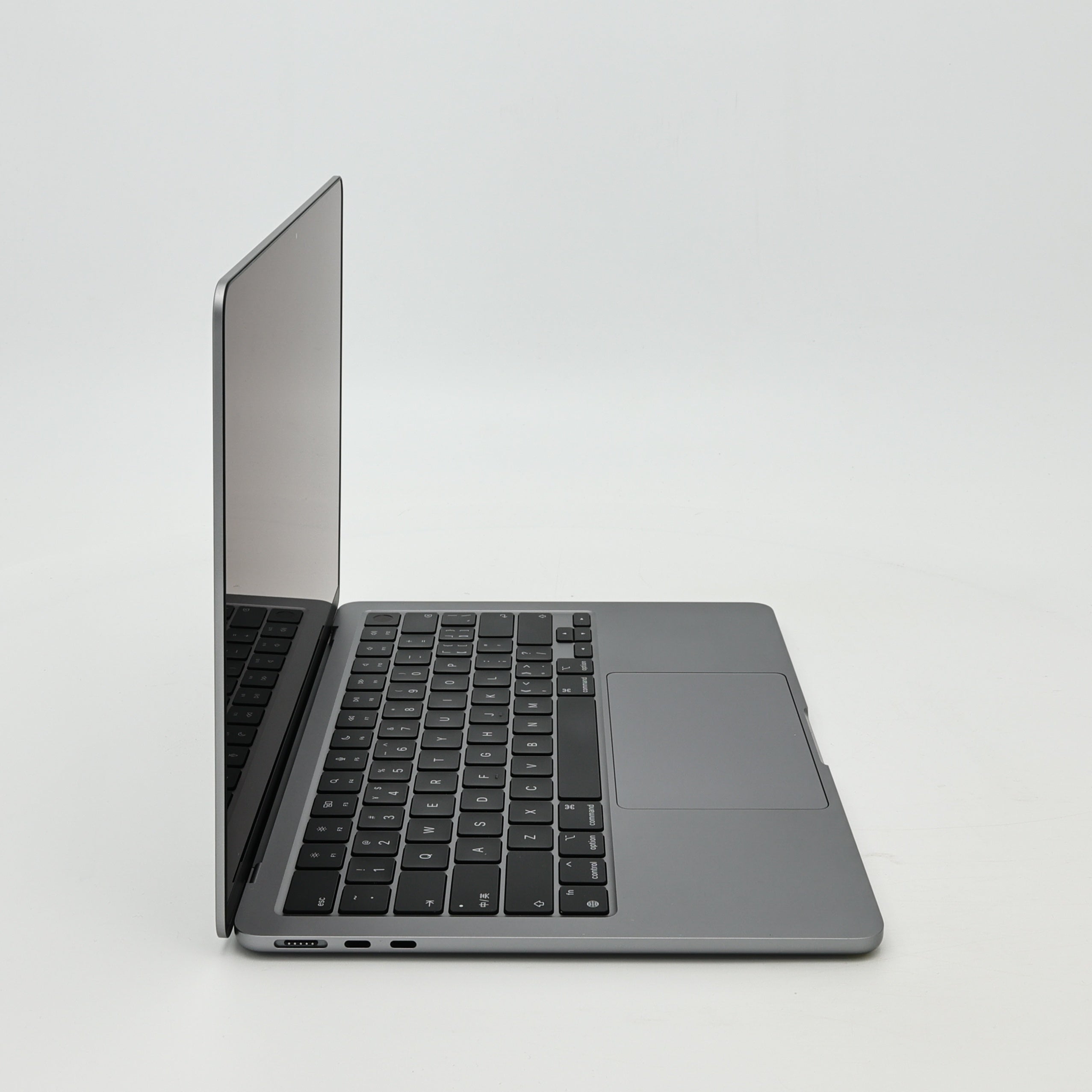 95新 Apple MacBook Air 22年 13寸 M2（8+8核） 8G RAM 256G SSD 深空灰色