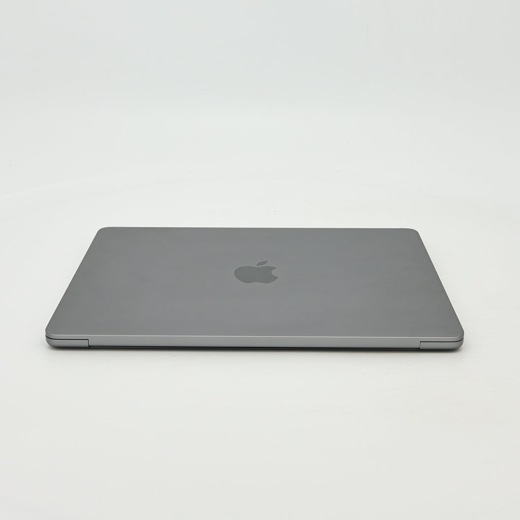95新 Apple MacBook Air 22年 13寸 M2（8+8核） 8G RAM 256G SSD 深空灰色