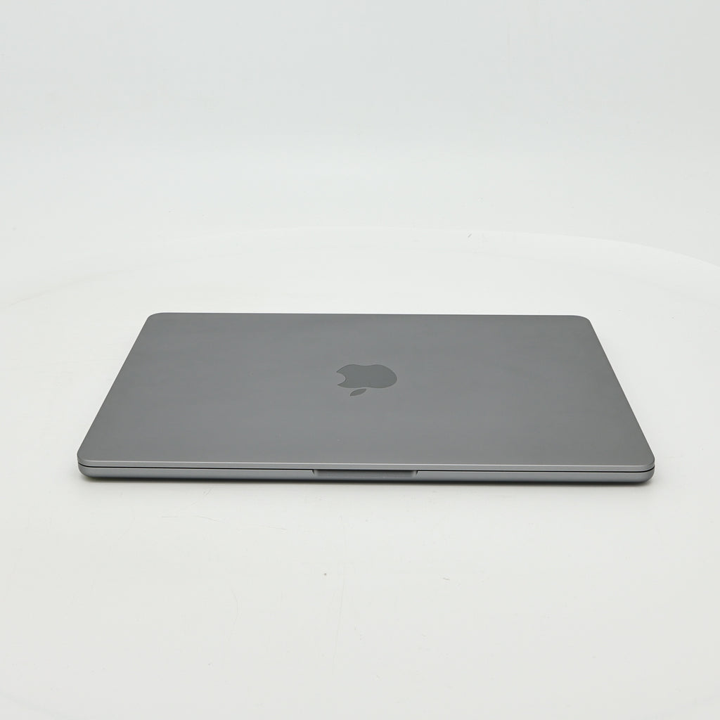 95新 Apple MacBook Air 22年 13寸 M2（8+8核） 8G RAM 256G SSD 深空灰色