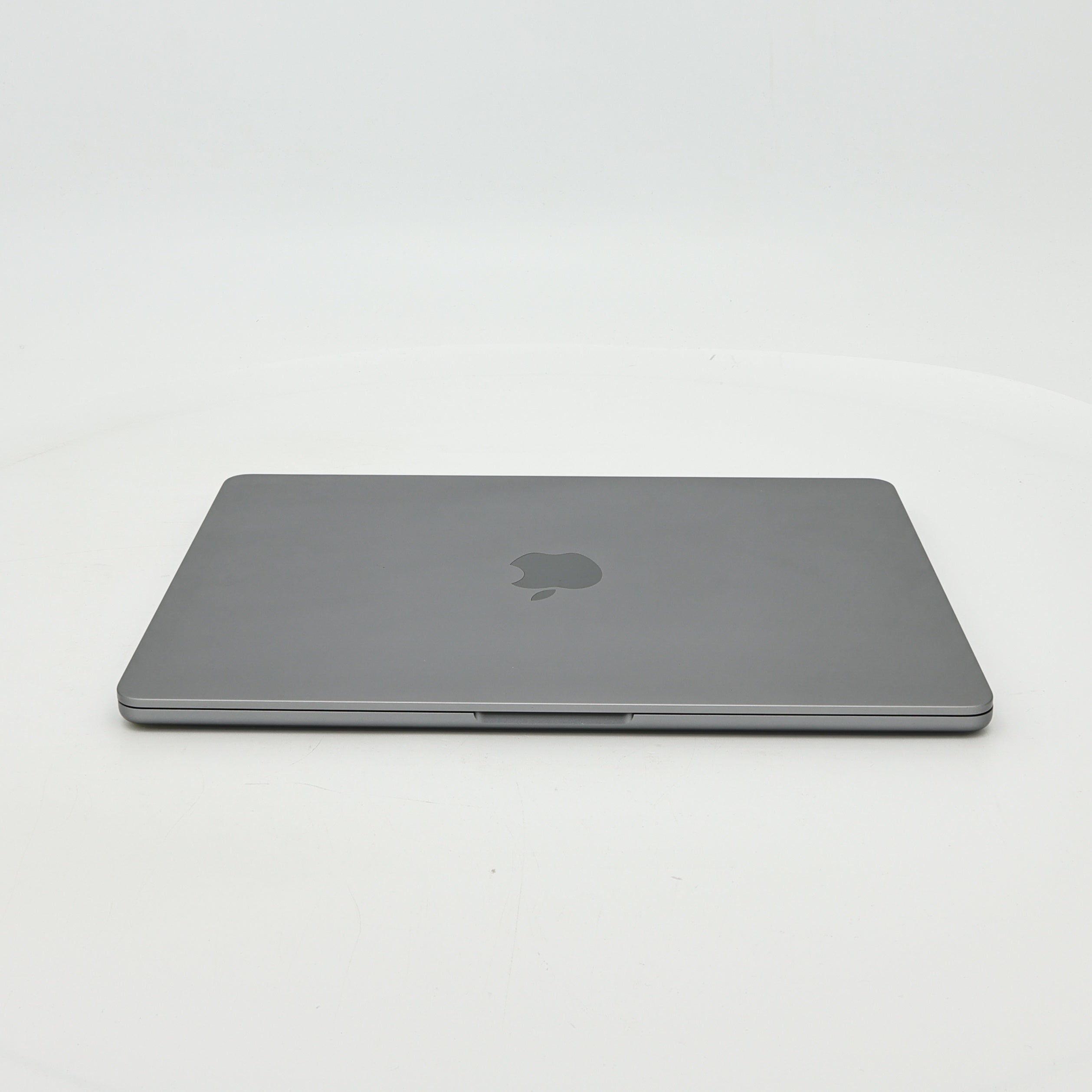 95新 Apple MacBook Air 22年 13寸 M2（8+8核） 8G RAM 256G SSD 深空灰色