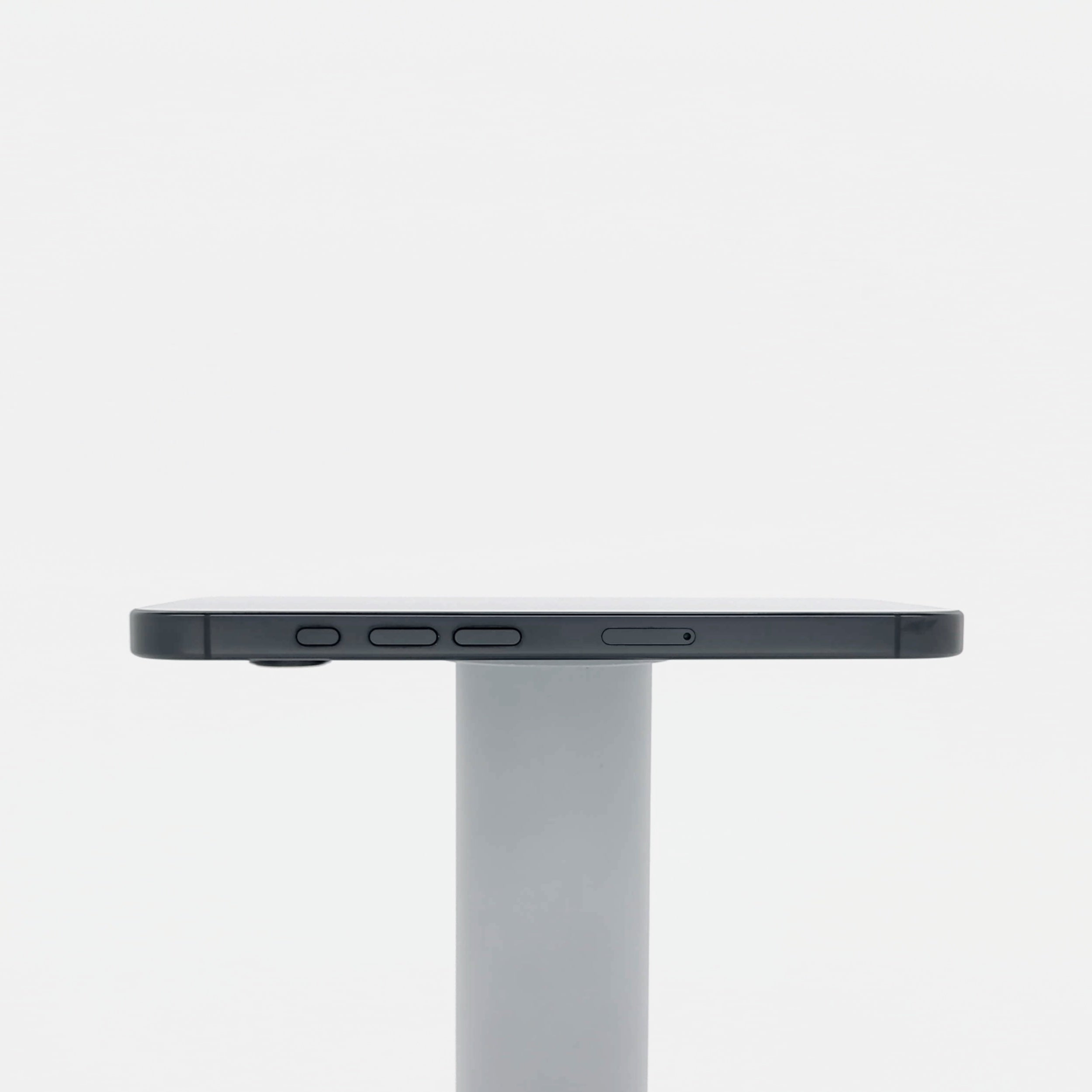 95新 Apple iPhone 16 Pro 128G 黑色鈦金屬 中國大陸版