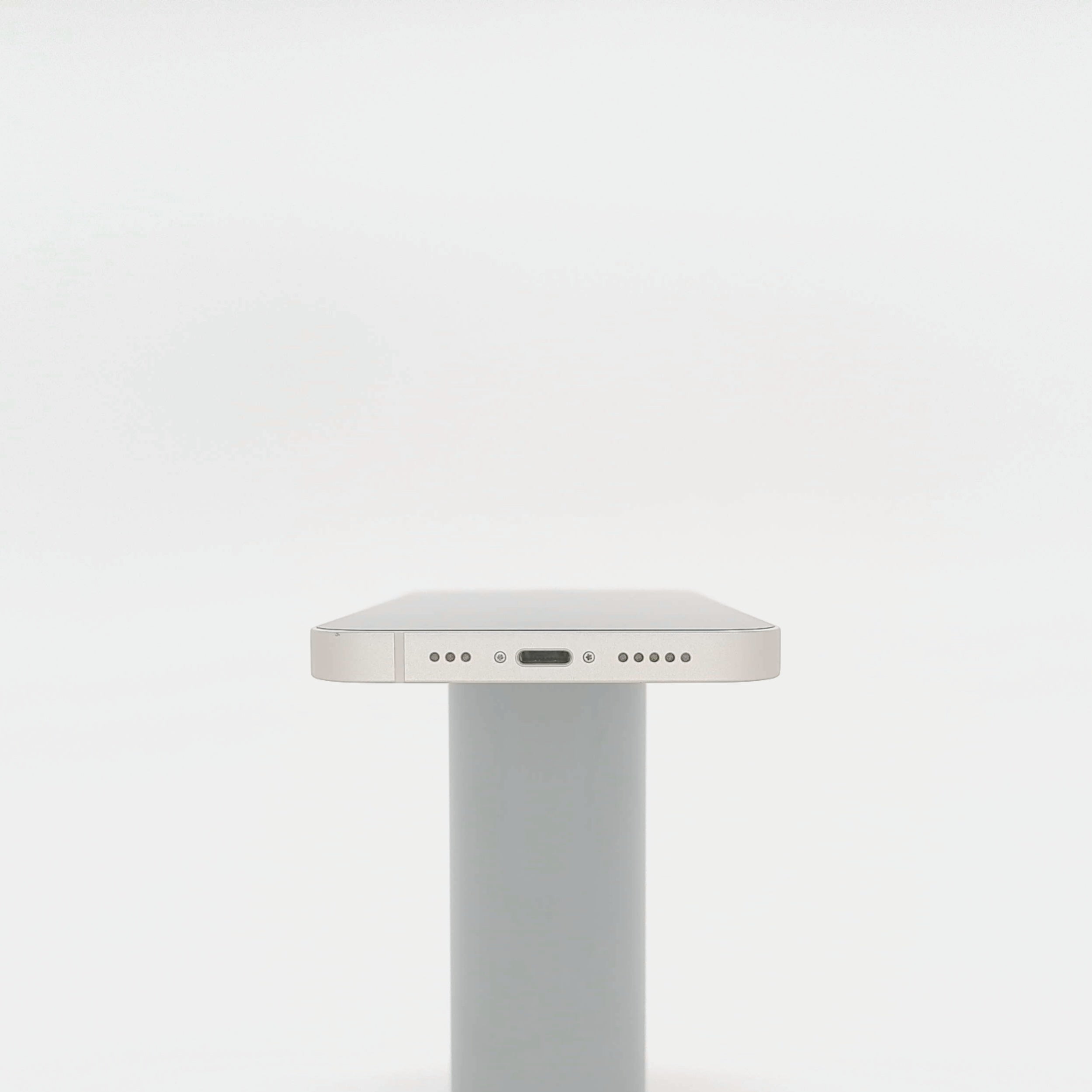 95新 Apple iPhone 13 128G 星光色 中國大陸版