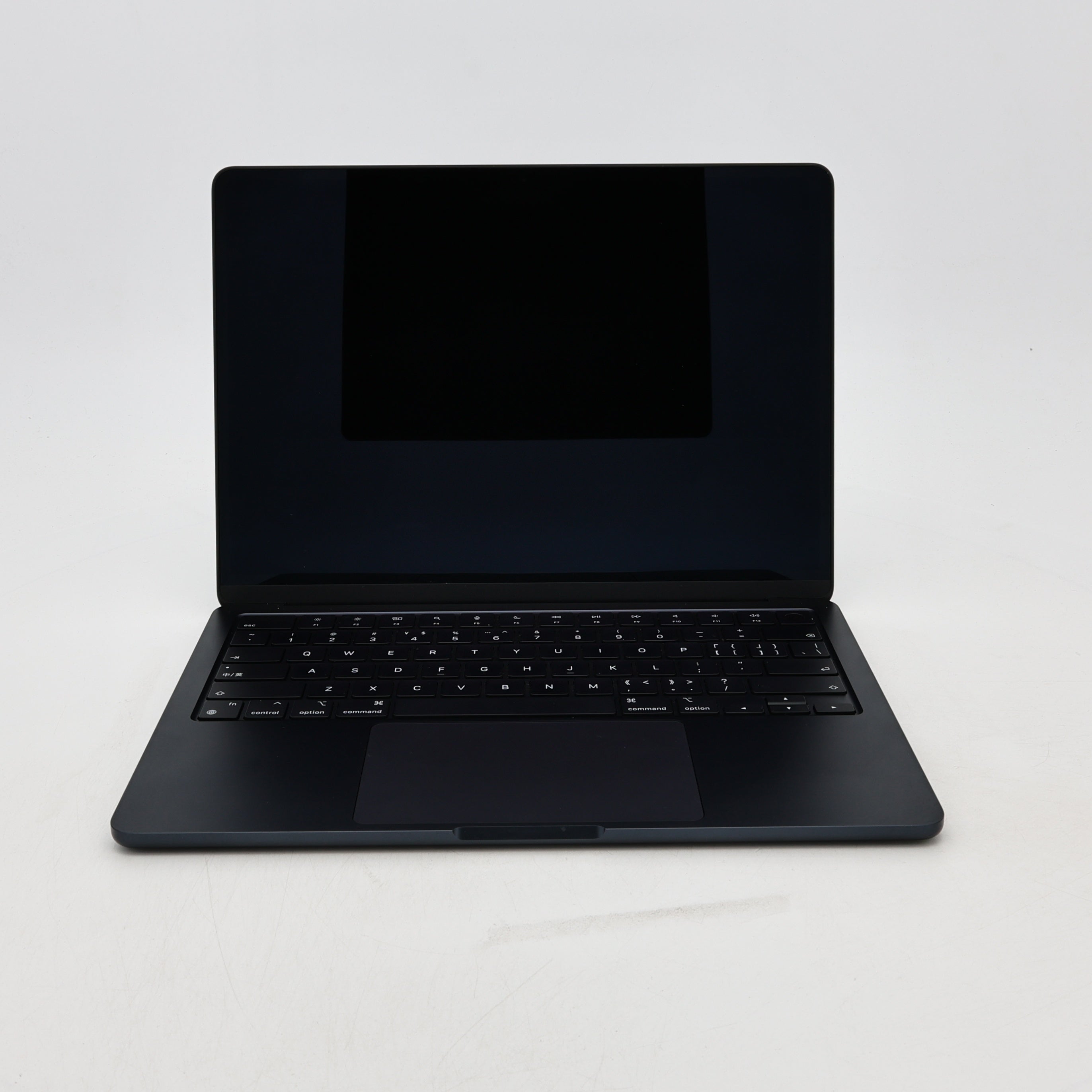 95新 Apple MacBook Air 22年 13寸 M2（8+8核） 8G RAM 256G SSD 午夜色