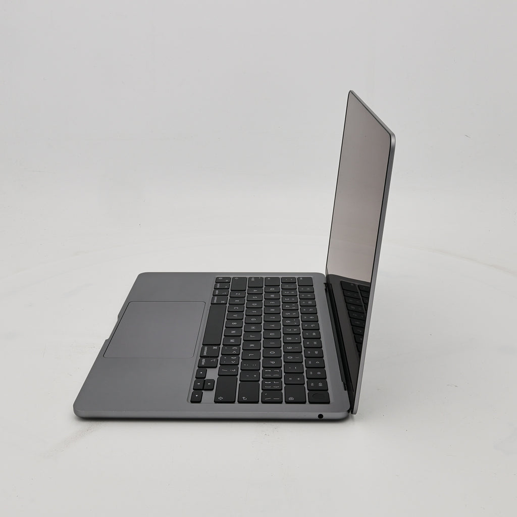 95新 Apple MacBook Air 22年 13寸 M2（8+8核） 8G RAM 512G SSD 深空灰色