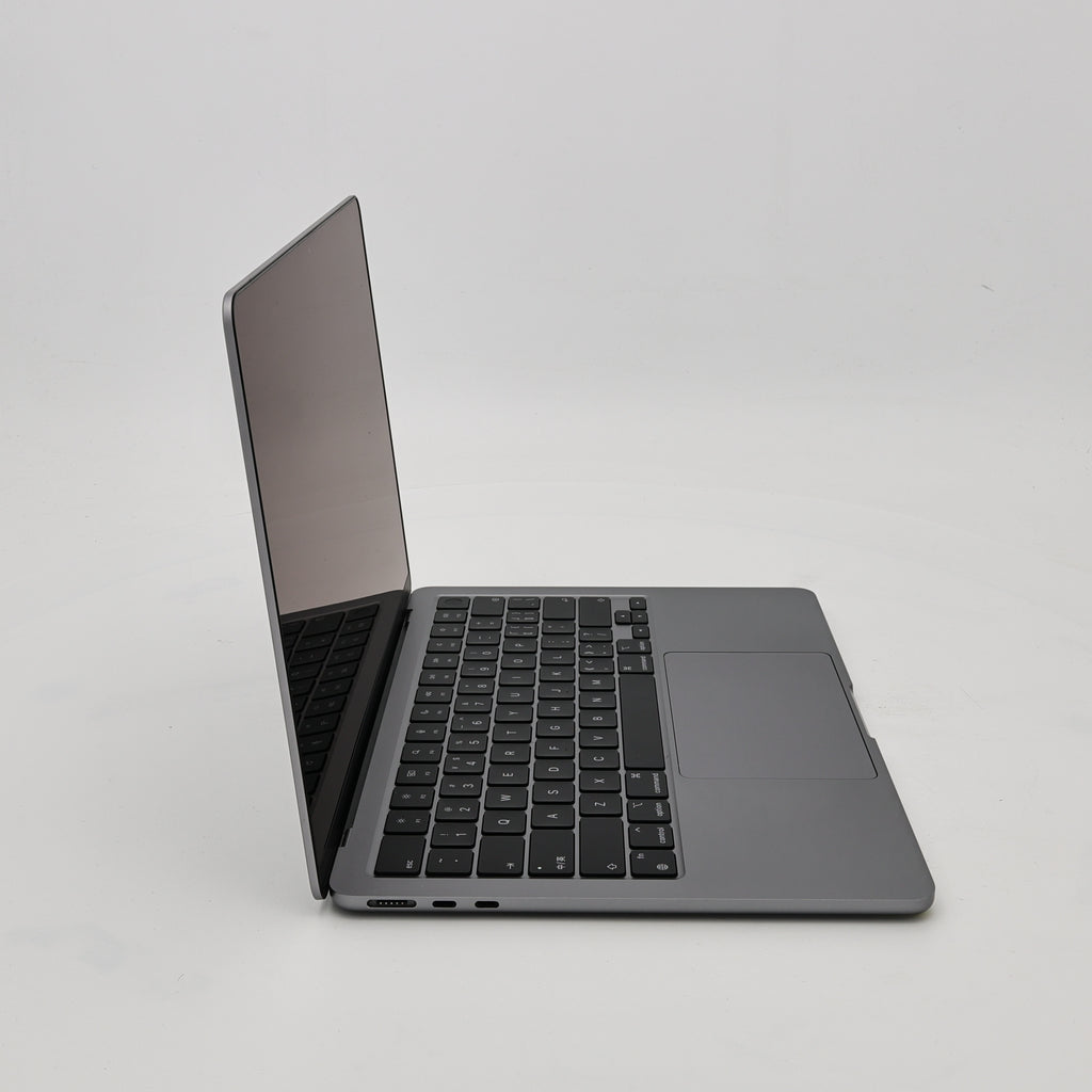 95新 Apple MacBook Air 22年 13寸 M2（8+8核） 8G RAM 512G SSD 深空灰色