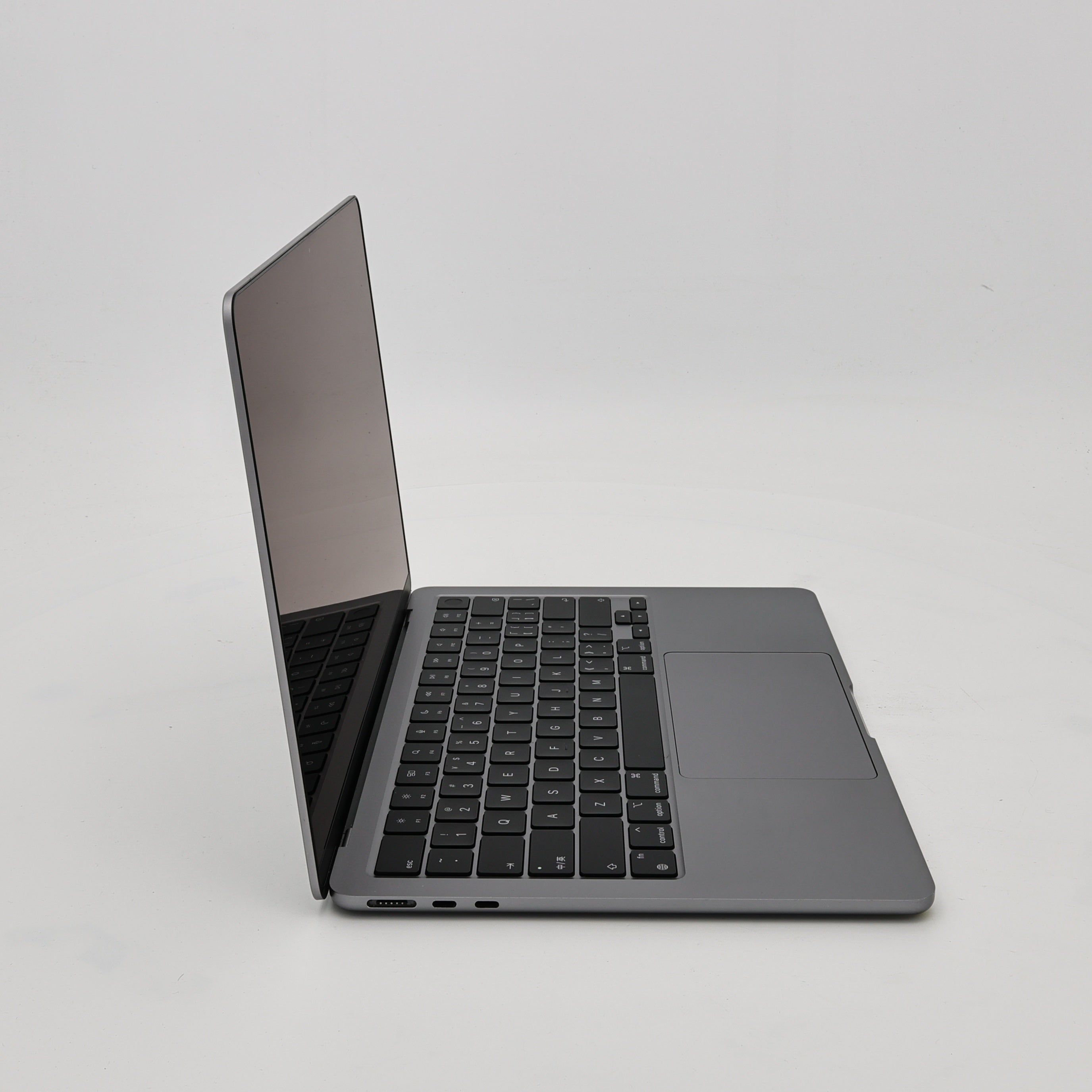95新 Apple MacBook Air 22年 13寸 M2（8+8核） 8G RAM 512G SSD 深空灰色