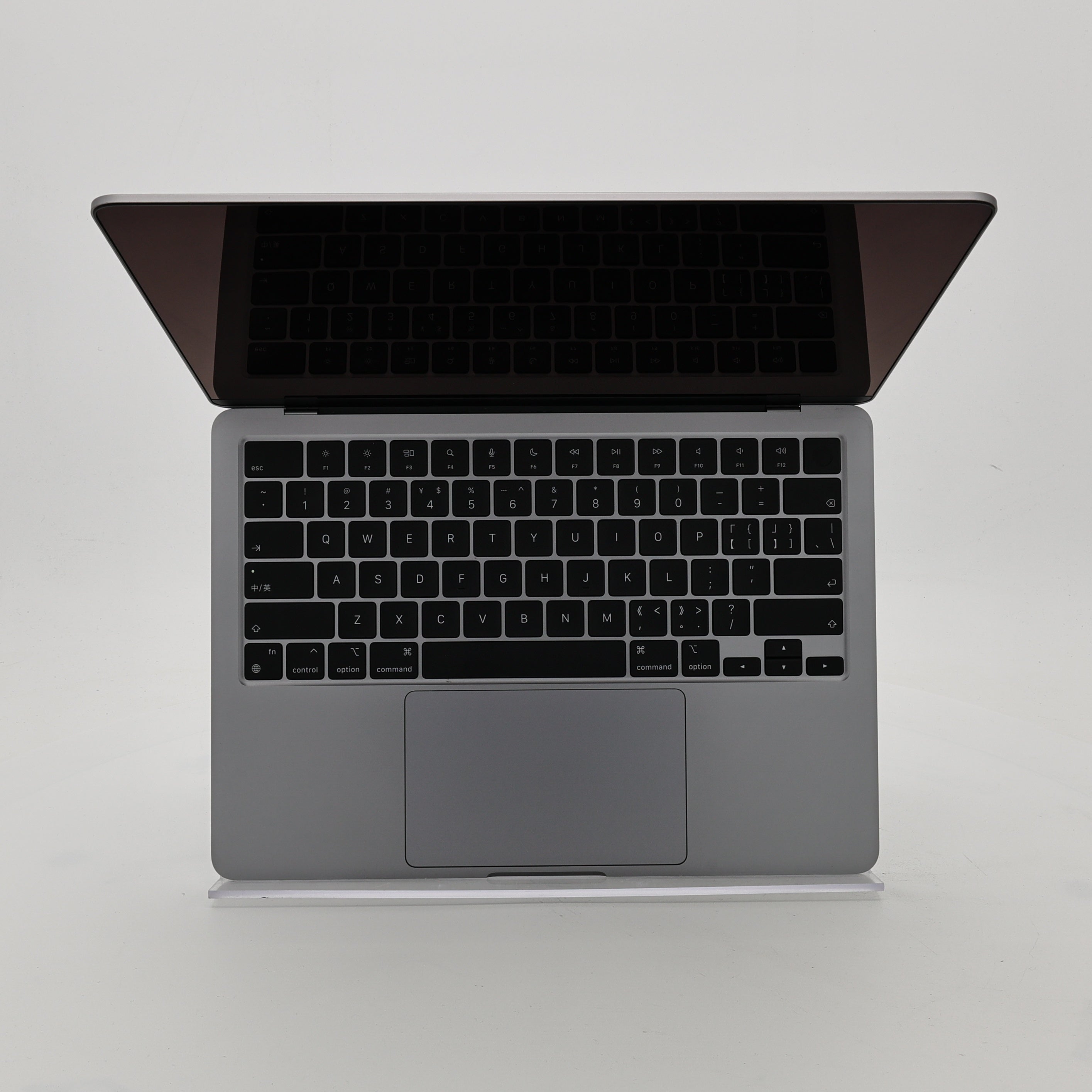 95新 Apple MacBook Air 22年 13寸 M2（8+8核） 8G RAM 512G SSD 深空灰色
