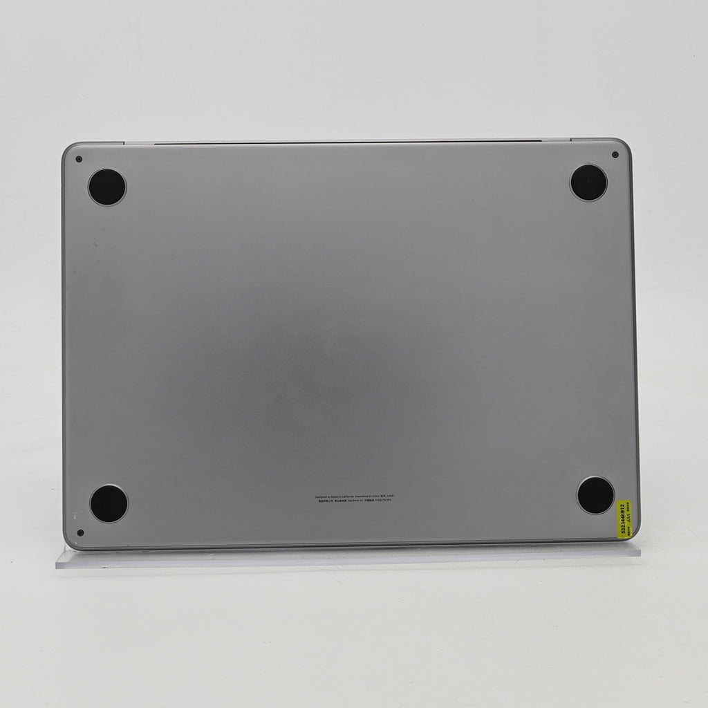 95新 Apple MacBook Air 22年 13寸 M2（8+8核） 8G RAM 512G SSD 深空灰色