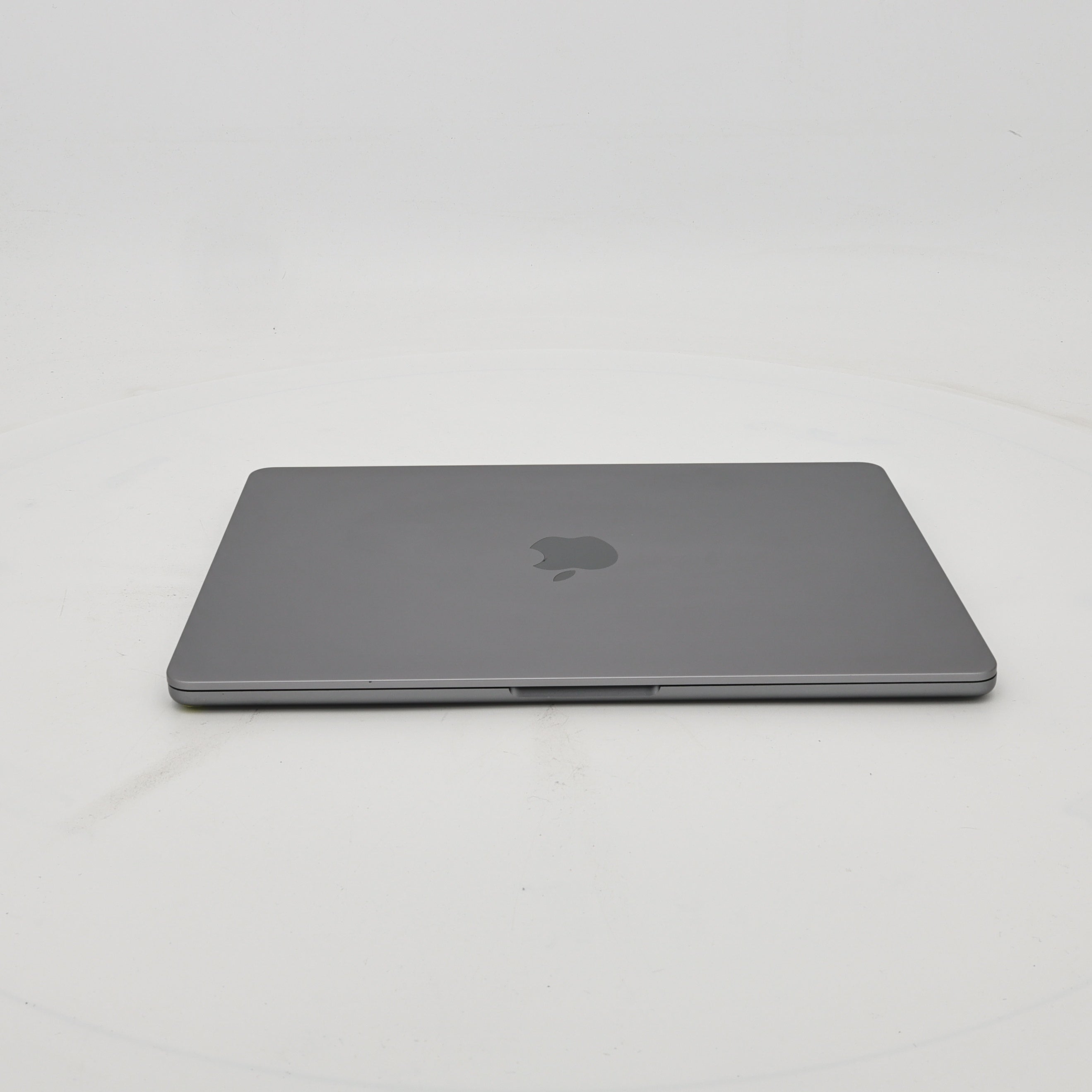 95新 Apple MacBook Air 22年 13寸 M2（8+8核） 8G RAM 512G SSD 深空灰色
