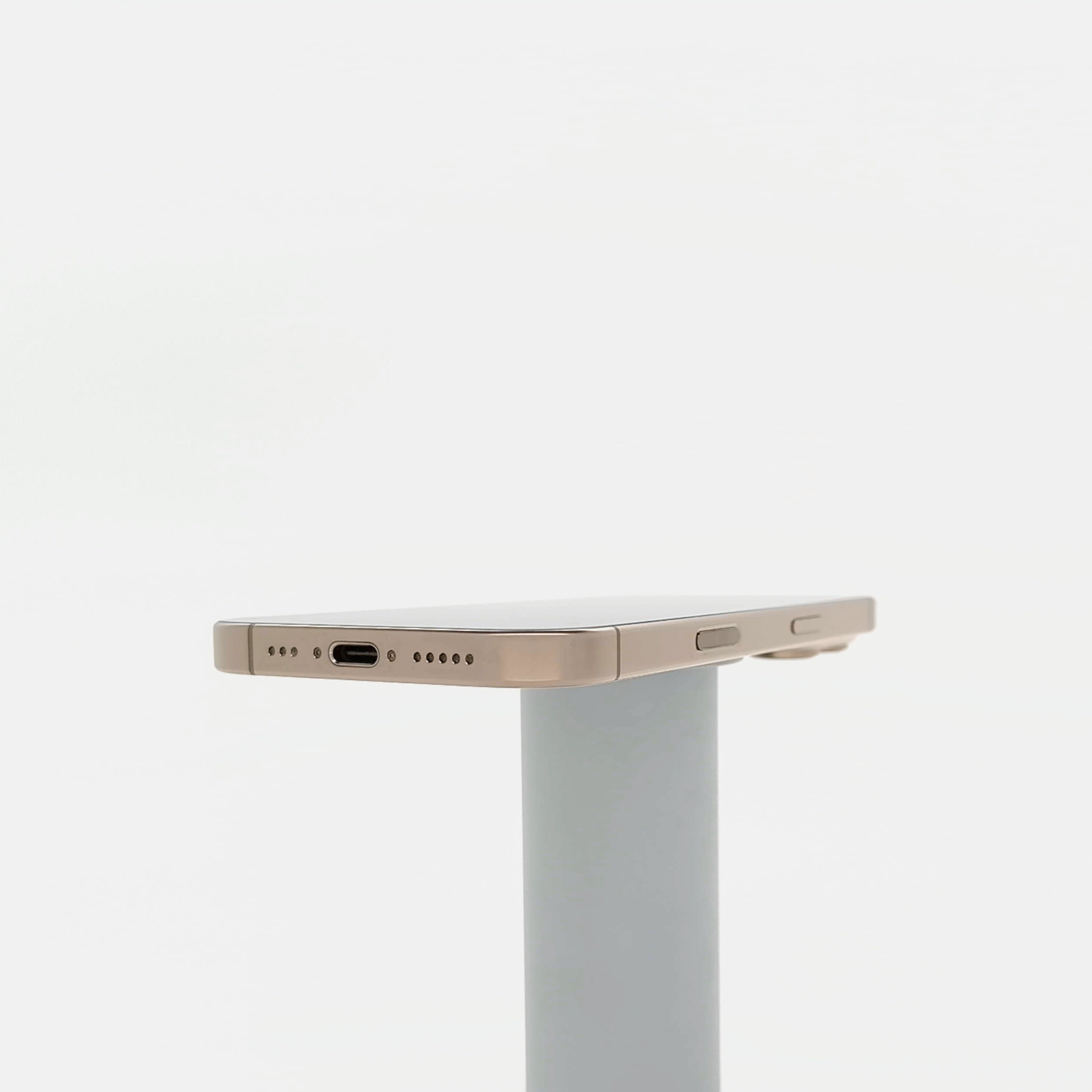 95新 Apple iPhone 16 Pro 128G 沙漠色鈦金屬 中國大陸版