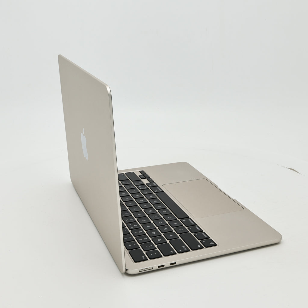 95新 Apple MacBook Air 22年 13寸 M2（8+8核） 8G RAM 256G SSD 星光色