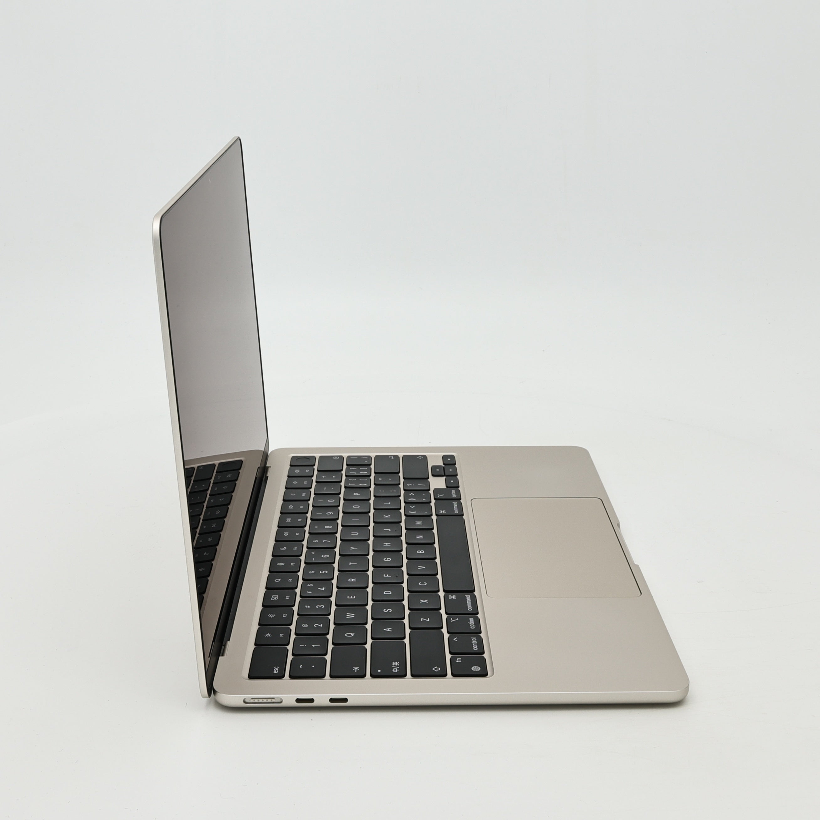 95新 Apple MacBook Air 22年 13寸 M2（8+8核） 8G RAM 256G SSD 星光色