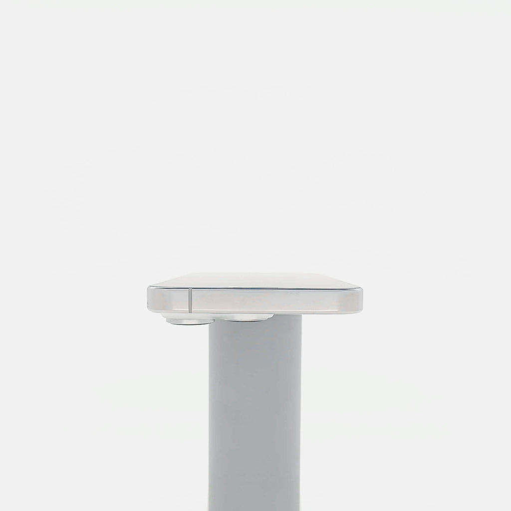 95新 Apple iPhone 16 Pro 128G 白色鈦金屬 中國大陸版