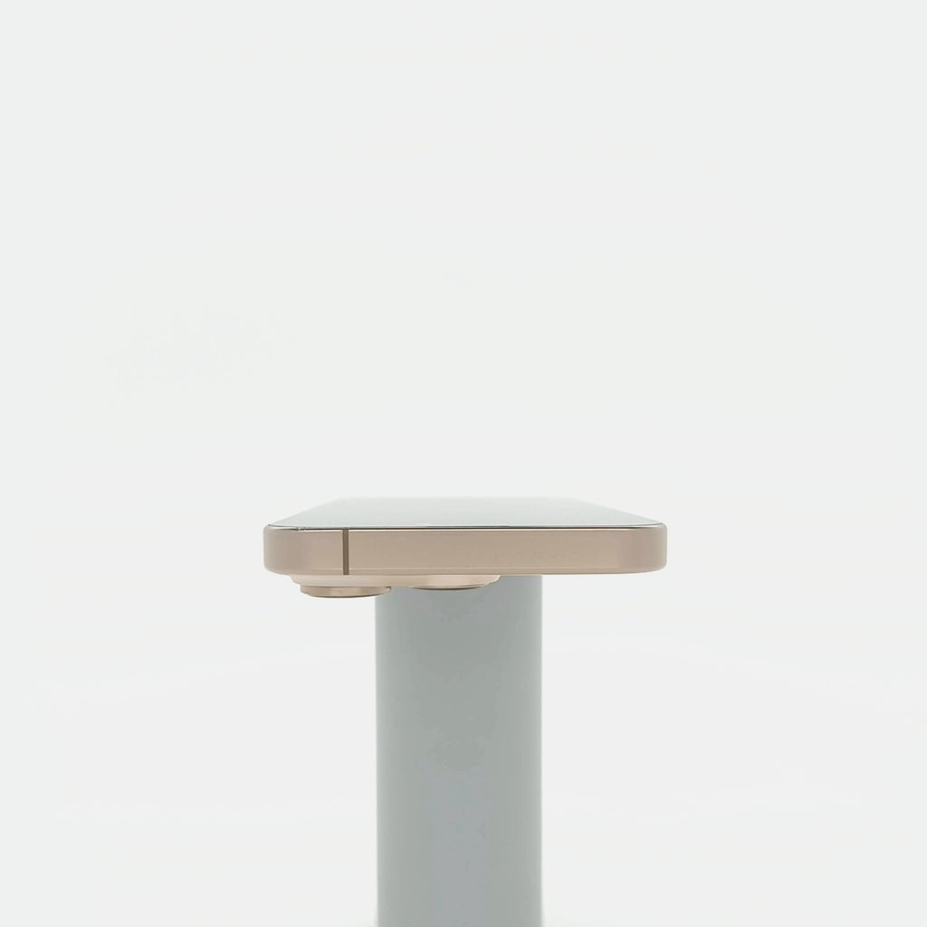 95新 Apple iPhone 16 Pro 128G 沙漠色鈦金屬 中國大陸版