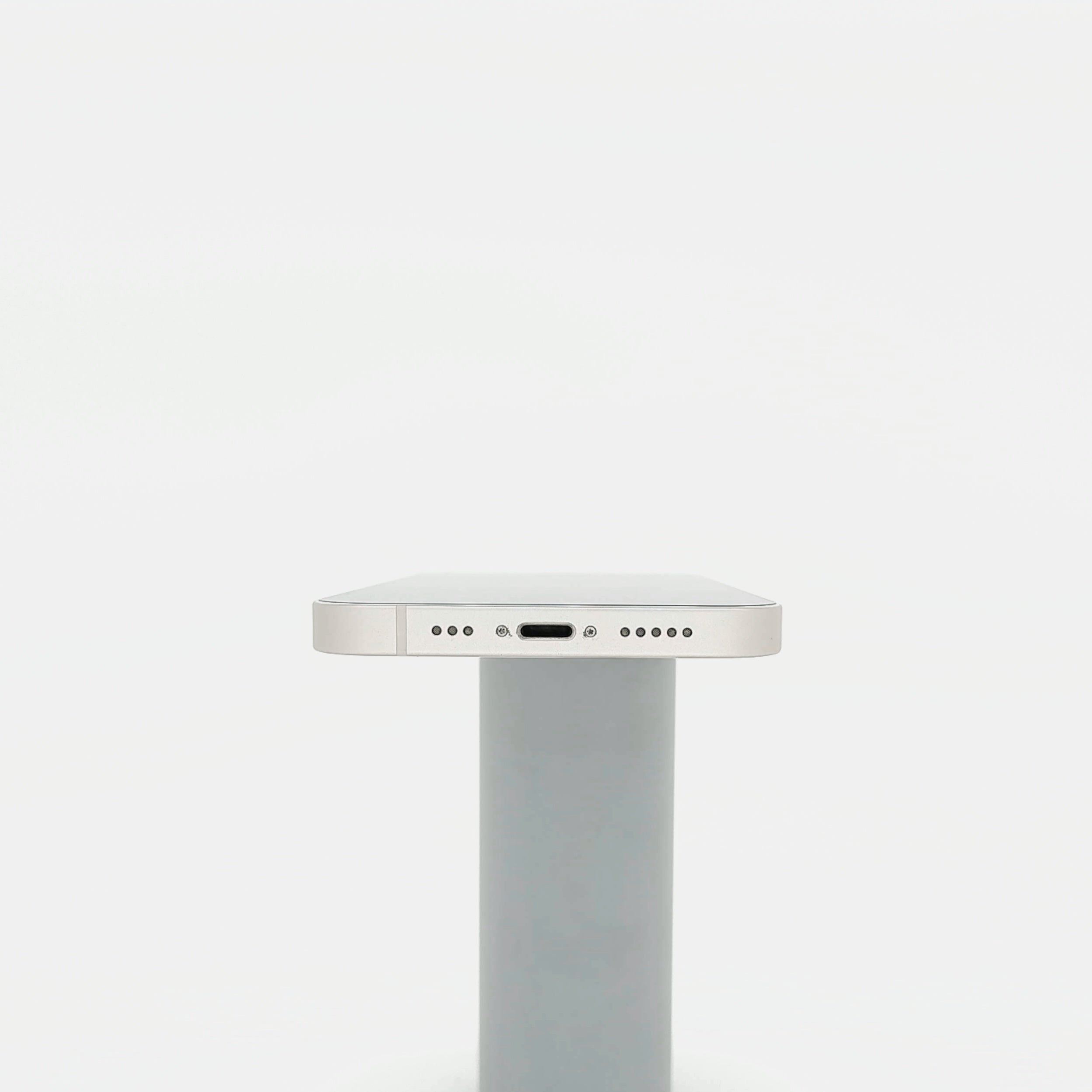 95新 Apple iPhone 13 256G 星光色 中國大陸版