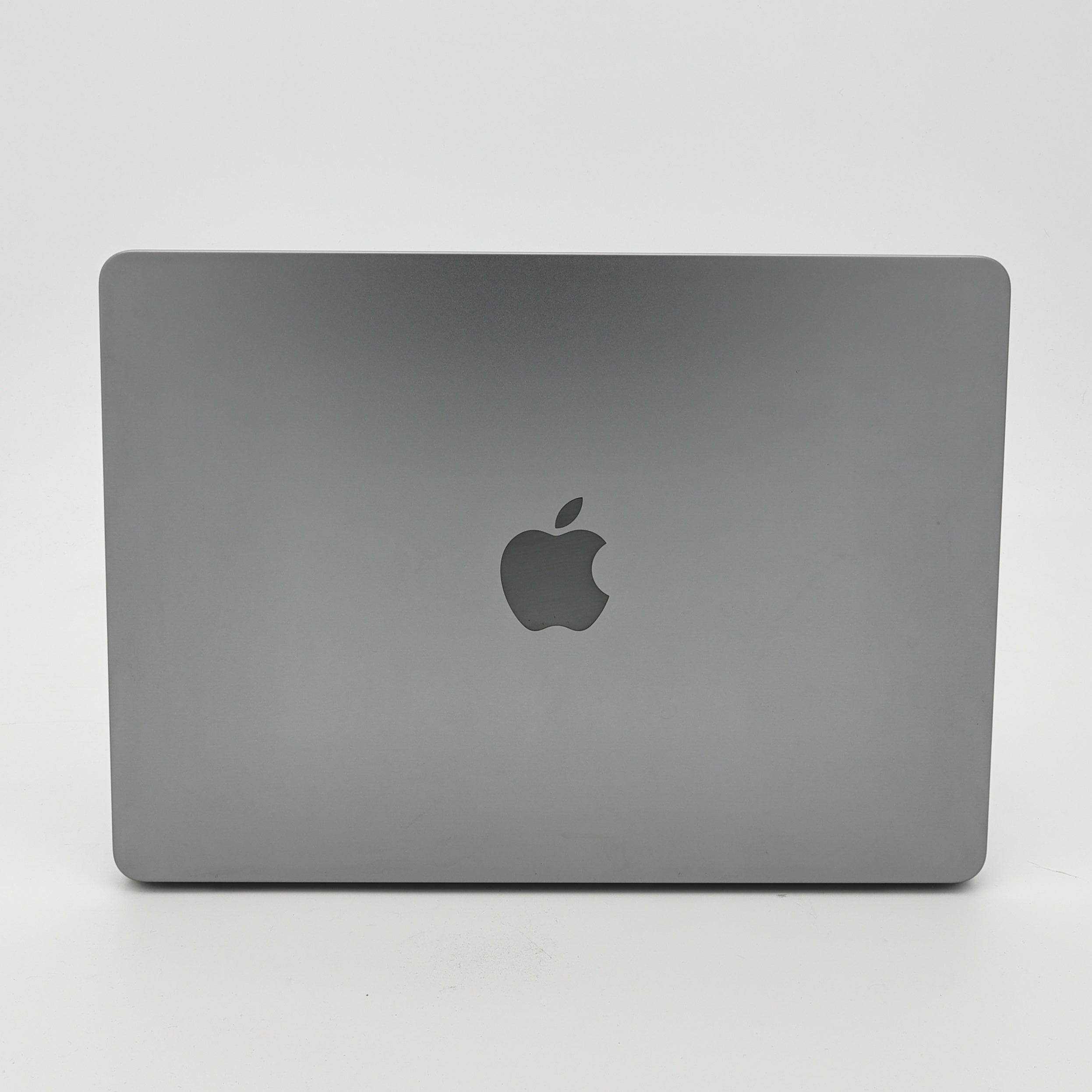 95新 Apple MacBook Air 22年 13寸 M2（8+8核） 8G RAM 256G SSD 深空灰色