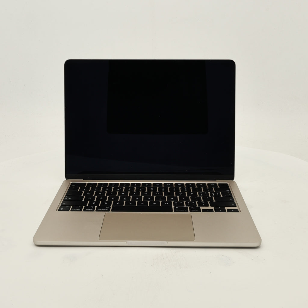 99新 Apple MacBook Air 22年 13寸 M2（8+8核） 8G RAM 256G SSD 星光色