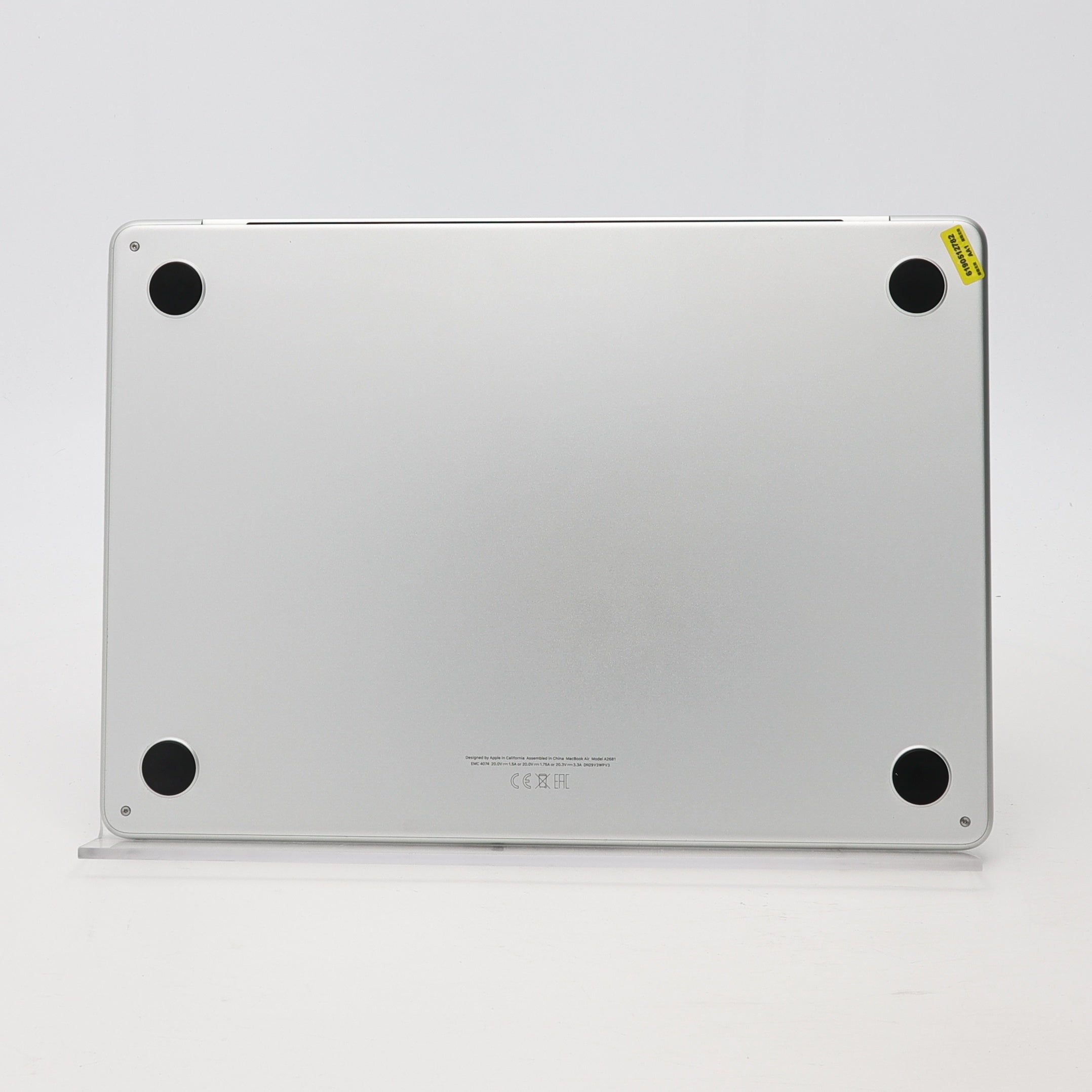95新 Apple MacBook Air 22年 13寸 M2（8+8核） 8G RAM 256G SSD 銀色