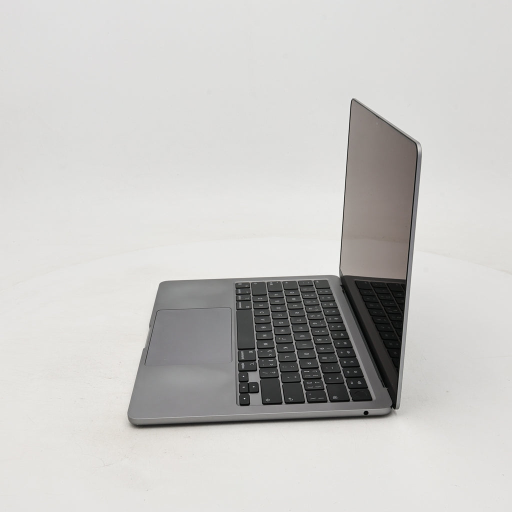 95新 Apple MacBook Air 22年 13寸 M2（8+8核） 8G RAM 256G SSD 深空灰色