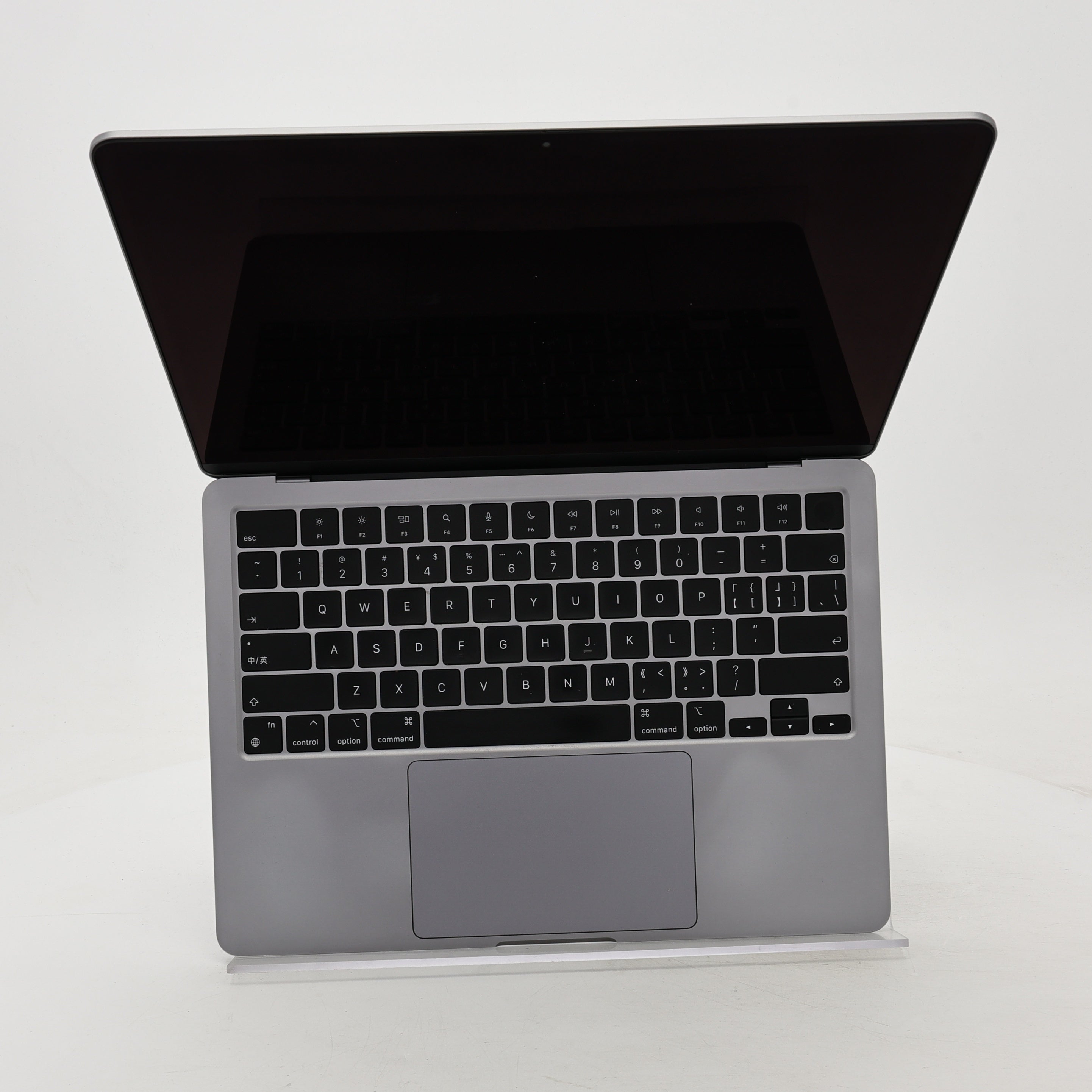 95新 Apple MacBook Air 22年 13寸 M2（8+8核） 8G RAM 256G SSD 深空灰色