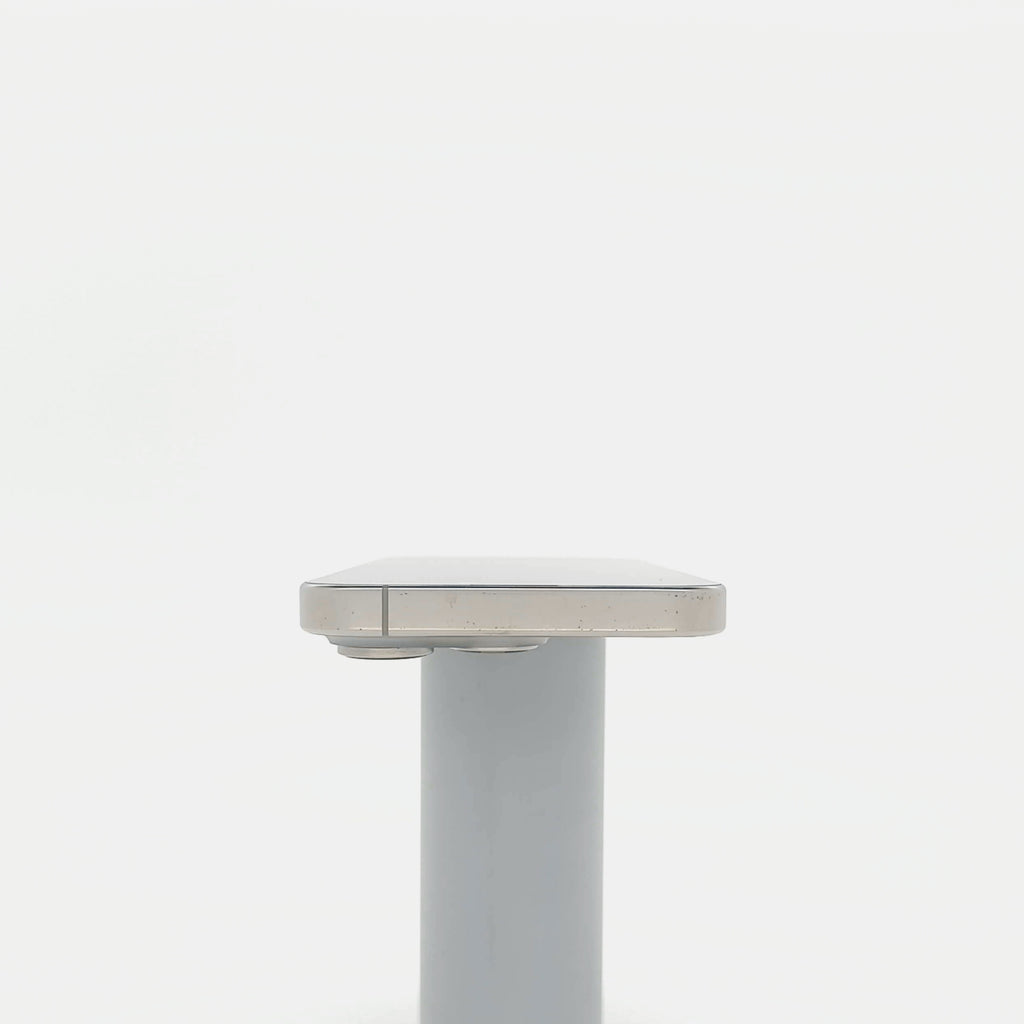 95新 Apple iPhone 16 Pro 128G 原色鈦金屬 中國大陸版