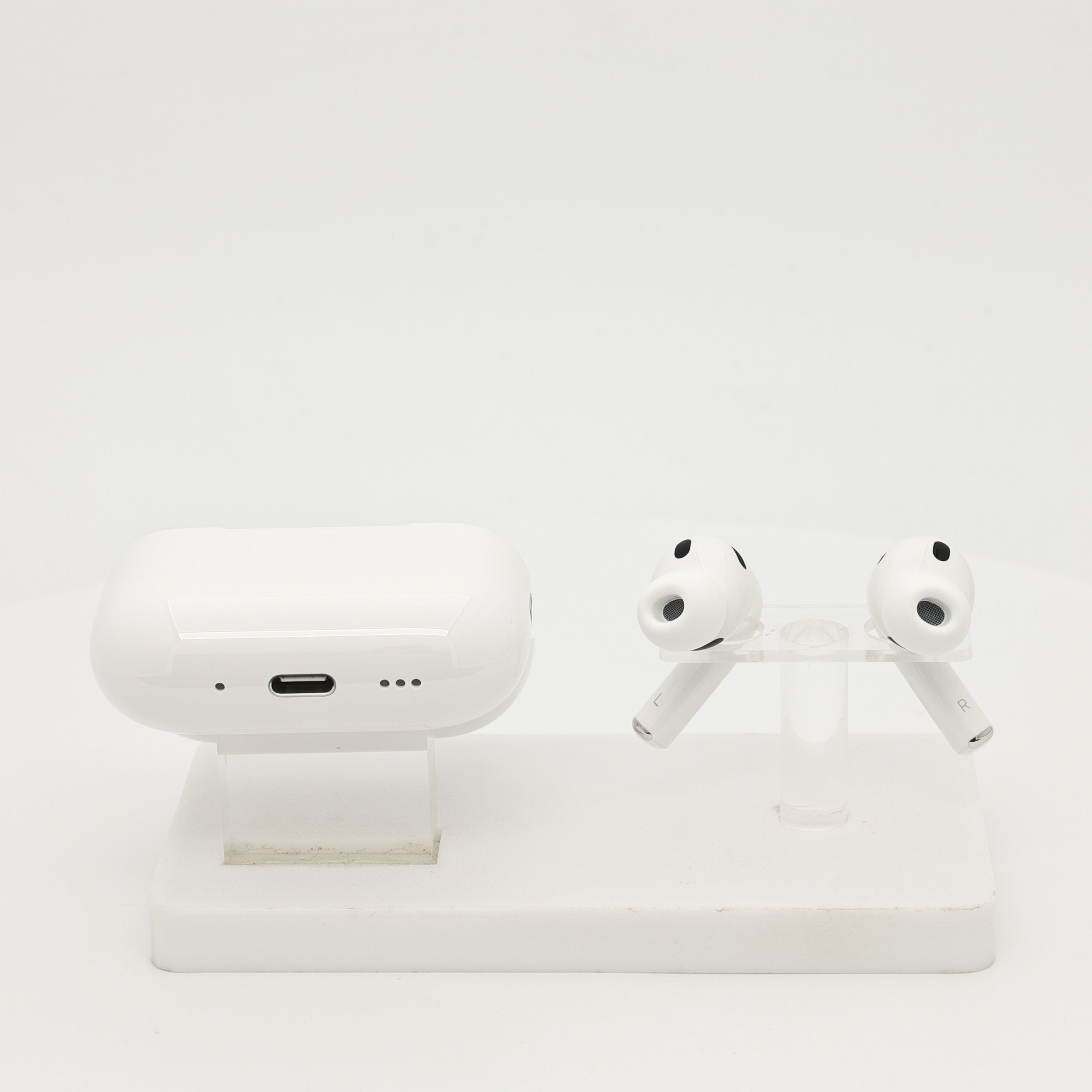 99新 Apple AirPods Pro 3 白色