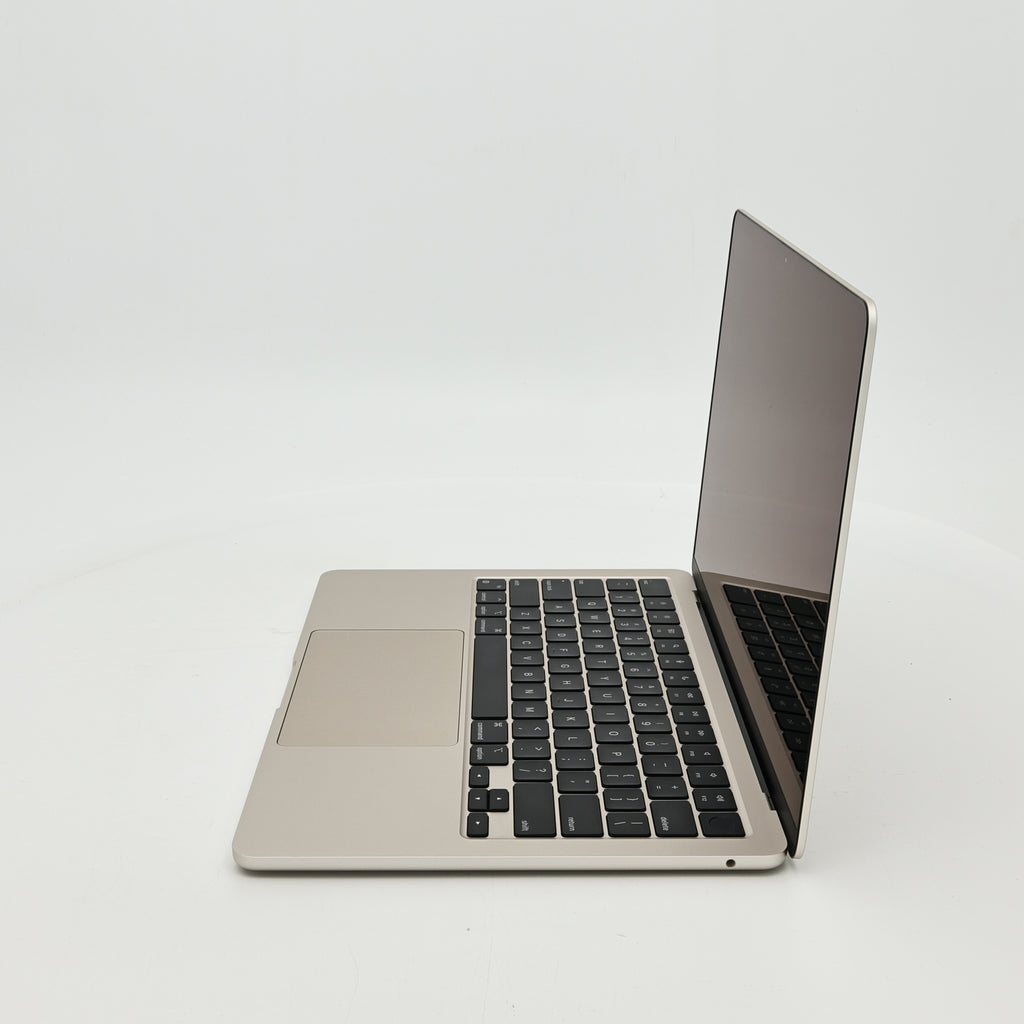 95新 Apple MacBook Air 22年 13寸 M2（8+10核） 8G RAM 512G SSD 星光色