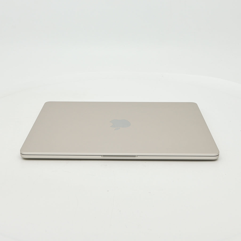 95新 Apple MacBook Air 22年 13寸 M2（8+10核） 8G RAM 512G SSD 星光色