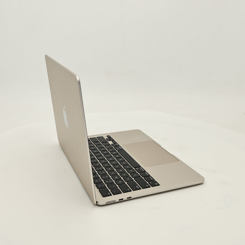 95新 Apple MacBook Air 22年 13寸 M2（8+10核） 8G RAM 512G SSD 星光色