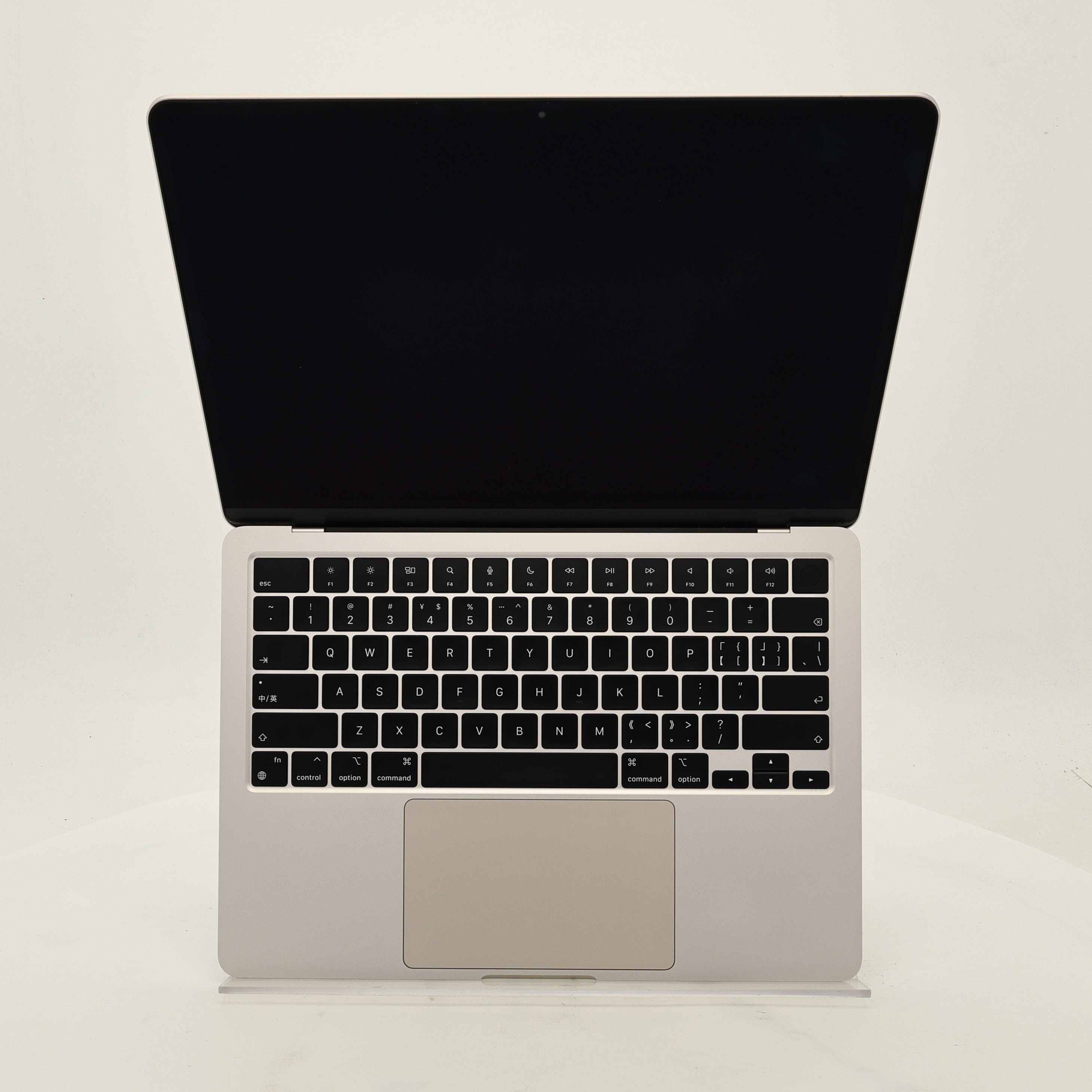 95新 Apple MacBook Air 22年 13寸 M2（8+10核） 8G RAM 512G SSD 星光色