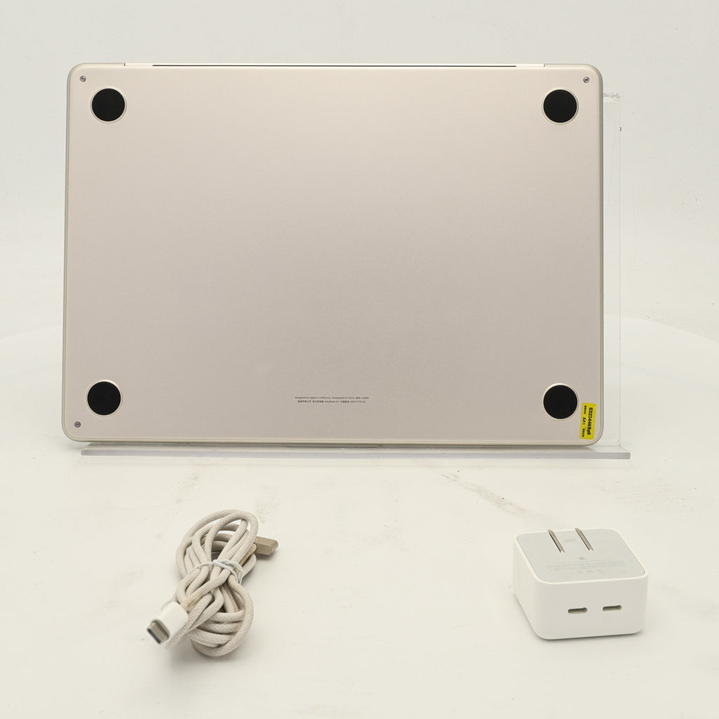 95新 Apple MacBook Air 22年 13寸 M2（8+10核） 8G RAM 512G SSD 星光色