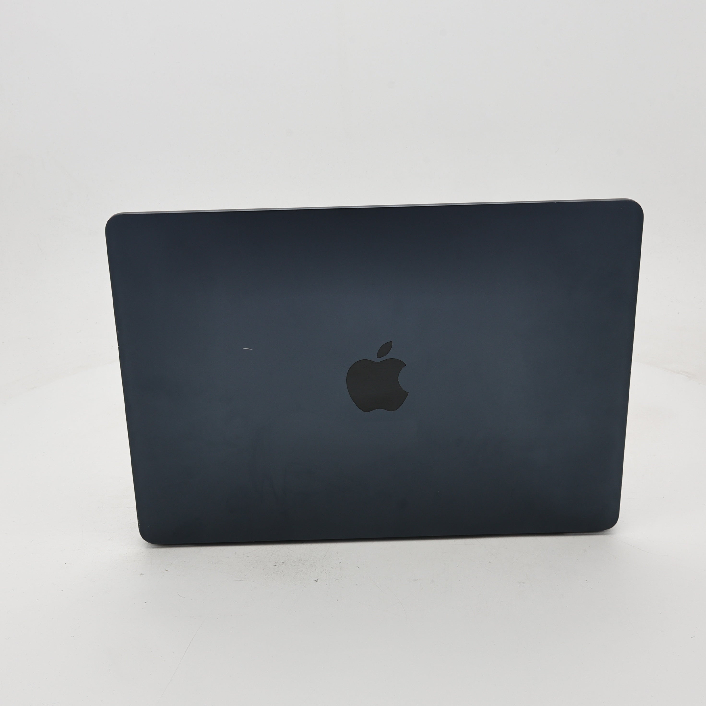 95新 Apple MacBook Air 22年 13寸 M2（8+8核） 8G RAM 256G SSD 午夜色
