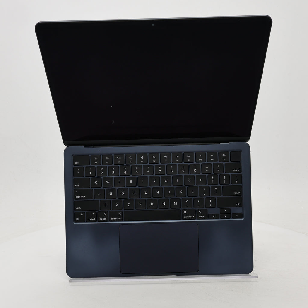 95新 Apple MacBook Air 22年 13寸 M2（8+8核） 8G RAM 256G SSD 午夜色