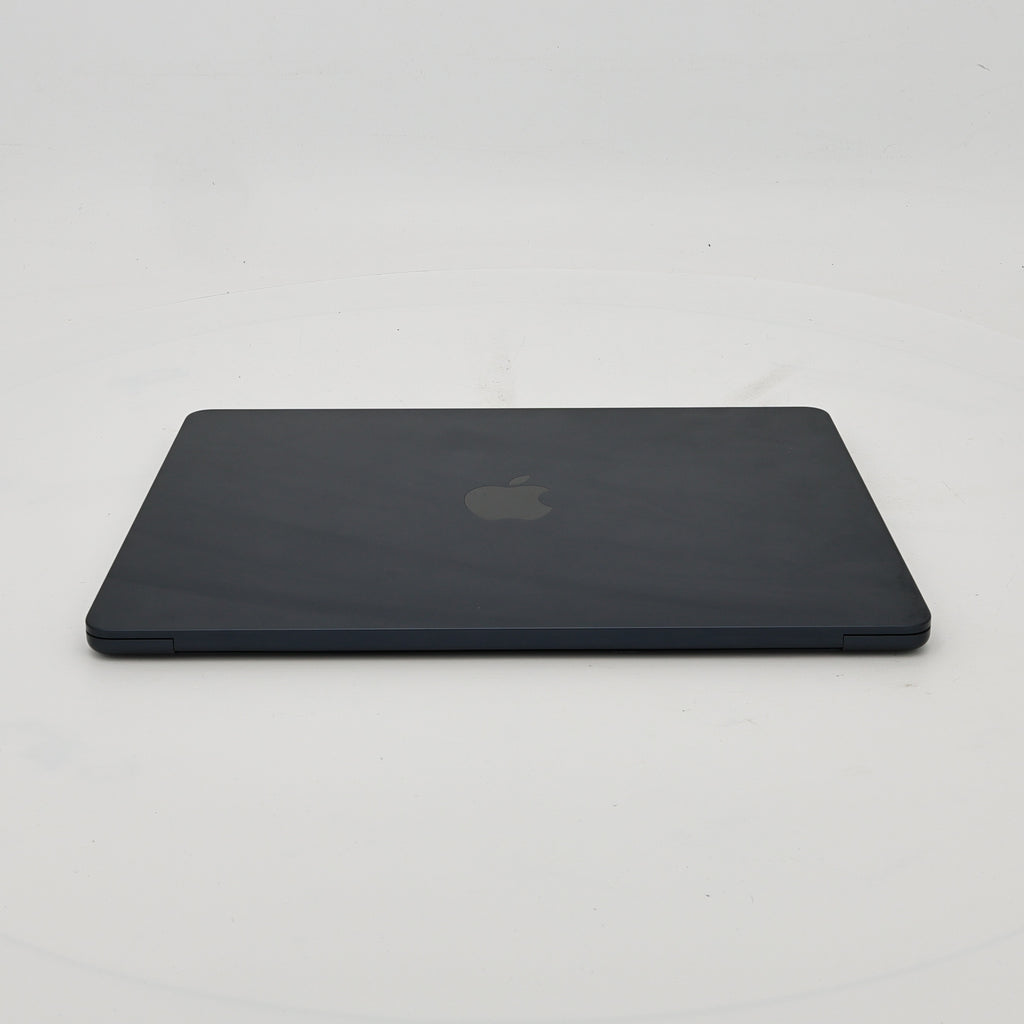 99新 Apple MacBook Air 22年 13寸 M2（8+8核） 8G RAM 256G SSD 午夜色