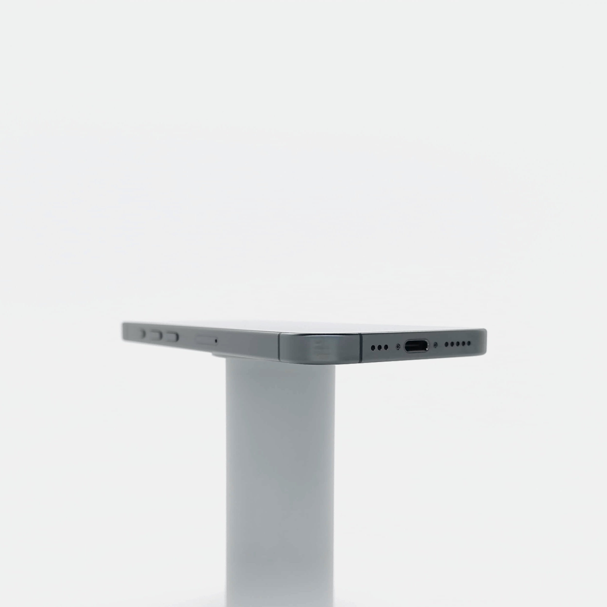 95新 Apple iPhone 15 Pro 128G 黑色鈦金屬 中國大陸版