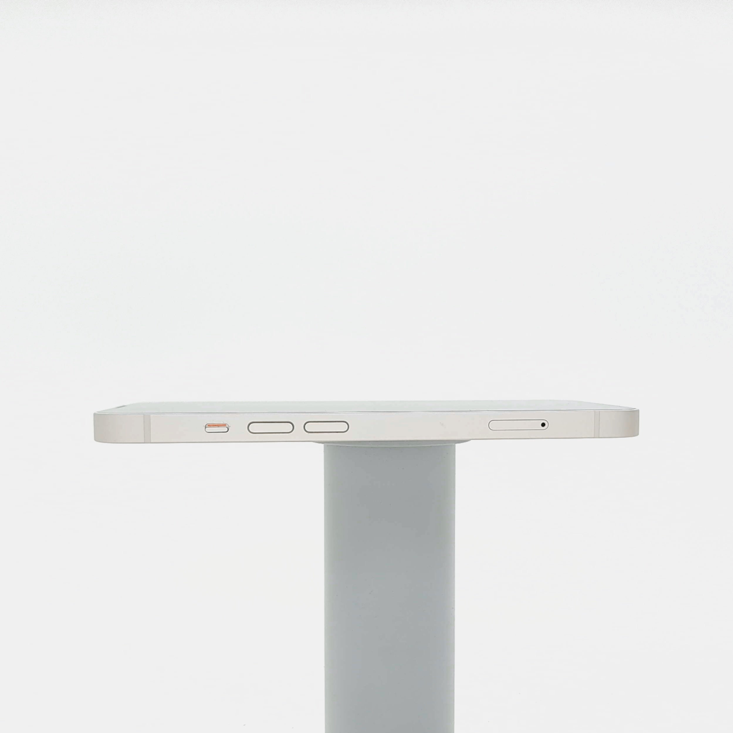95新 Apple iPhone 13 128G 星光色 中國大陸版