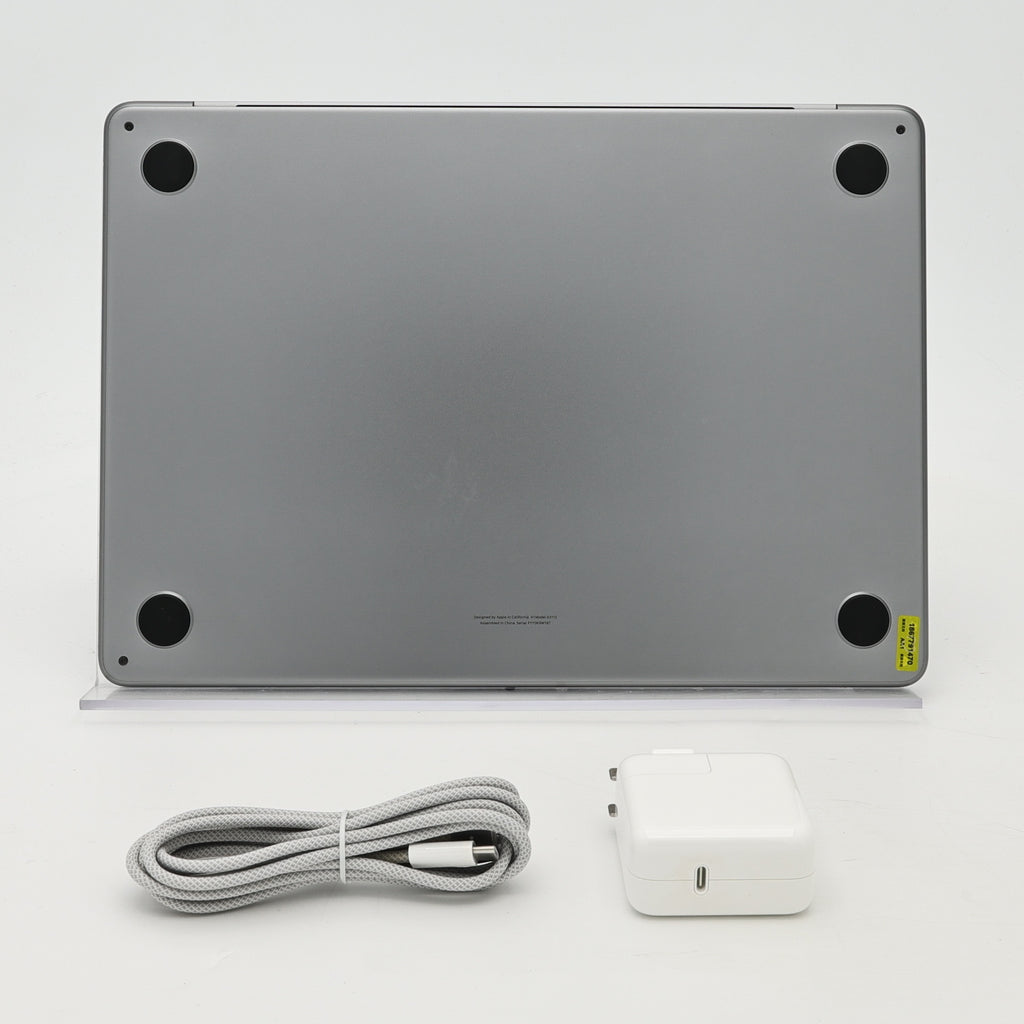 95新 Apple MacBook Air 24年 13寸 M3（8+8核） 8G RAM 256G SSD 深空灰色