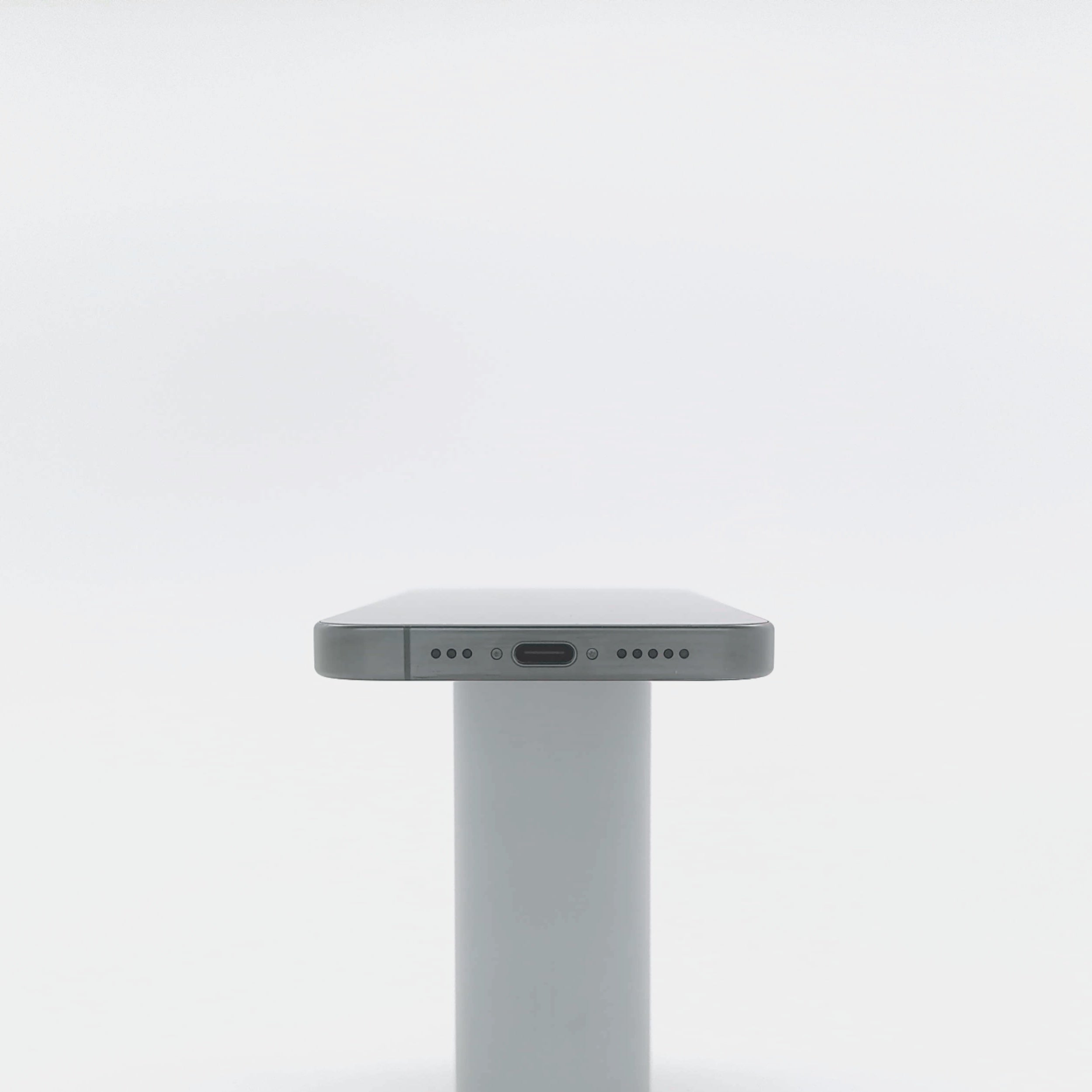 95新 Apple iPhone 15 Pro 128G 黑色鈦金屬 中國大陸版
